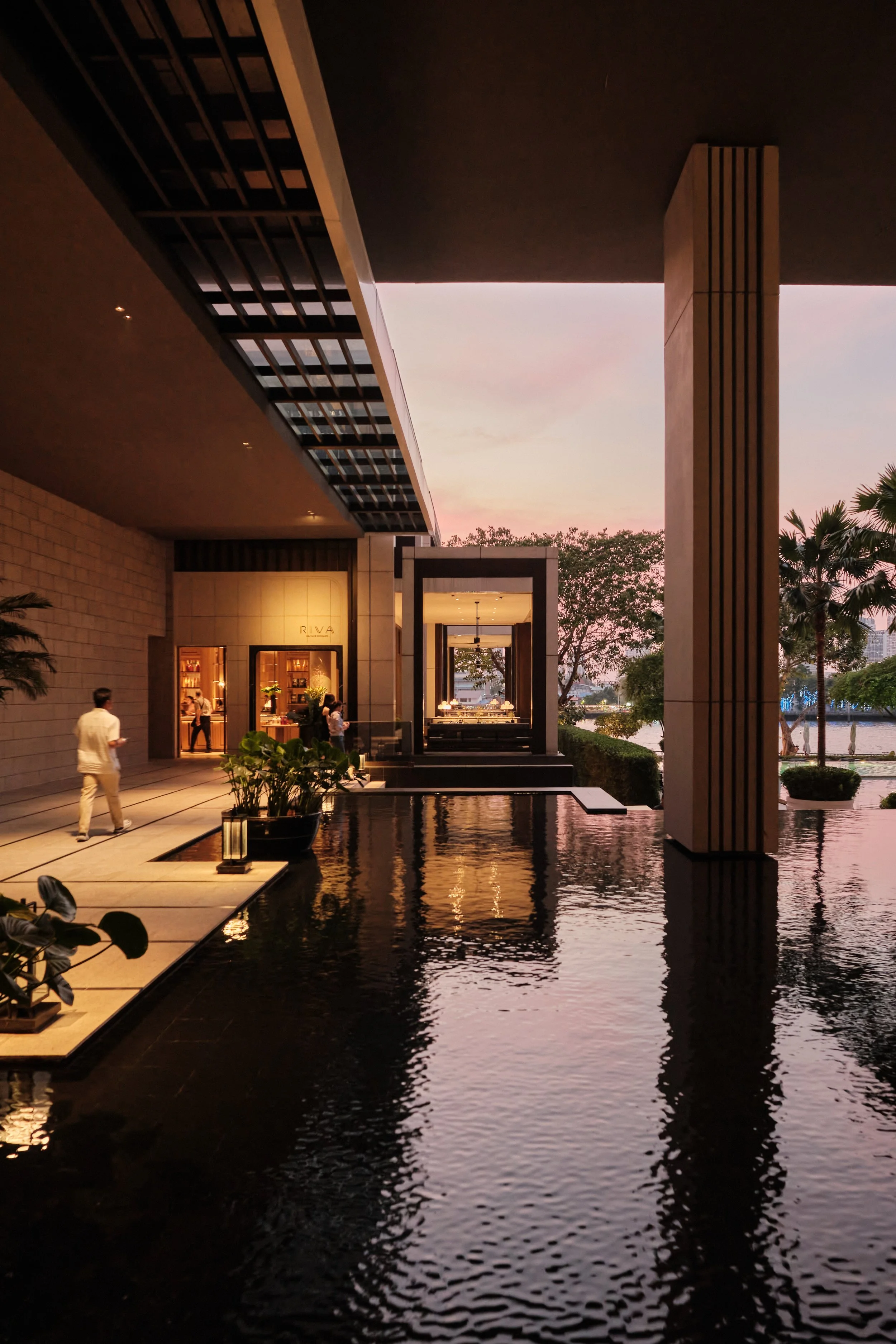 Nicholas V. Photography - Four Seasons Hotel Bangkok 11.jpg