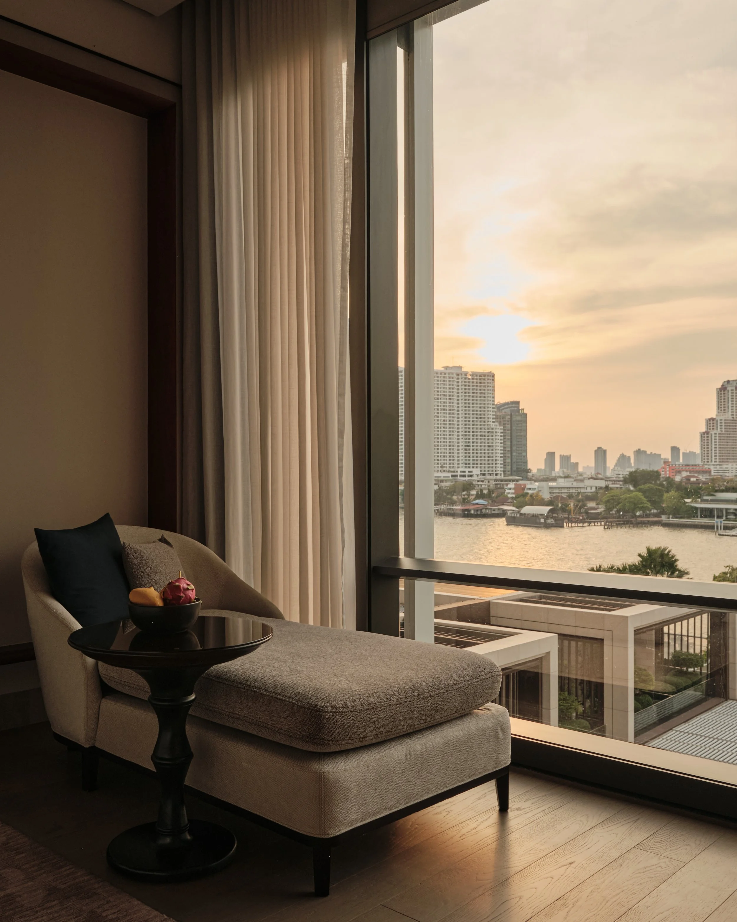 Nicholas V. Photography - Four Seasons Hotel Bangkok 10.jpg