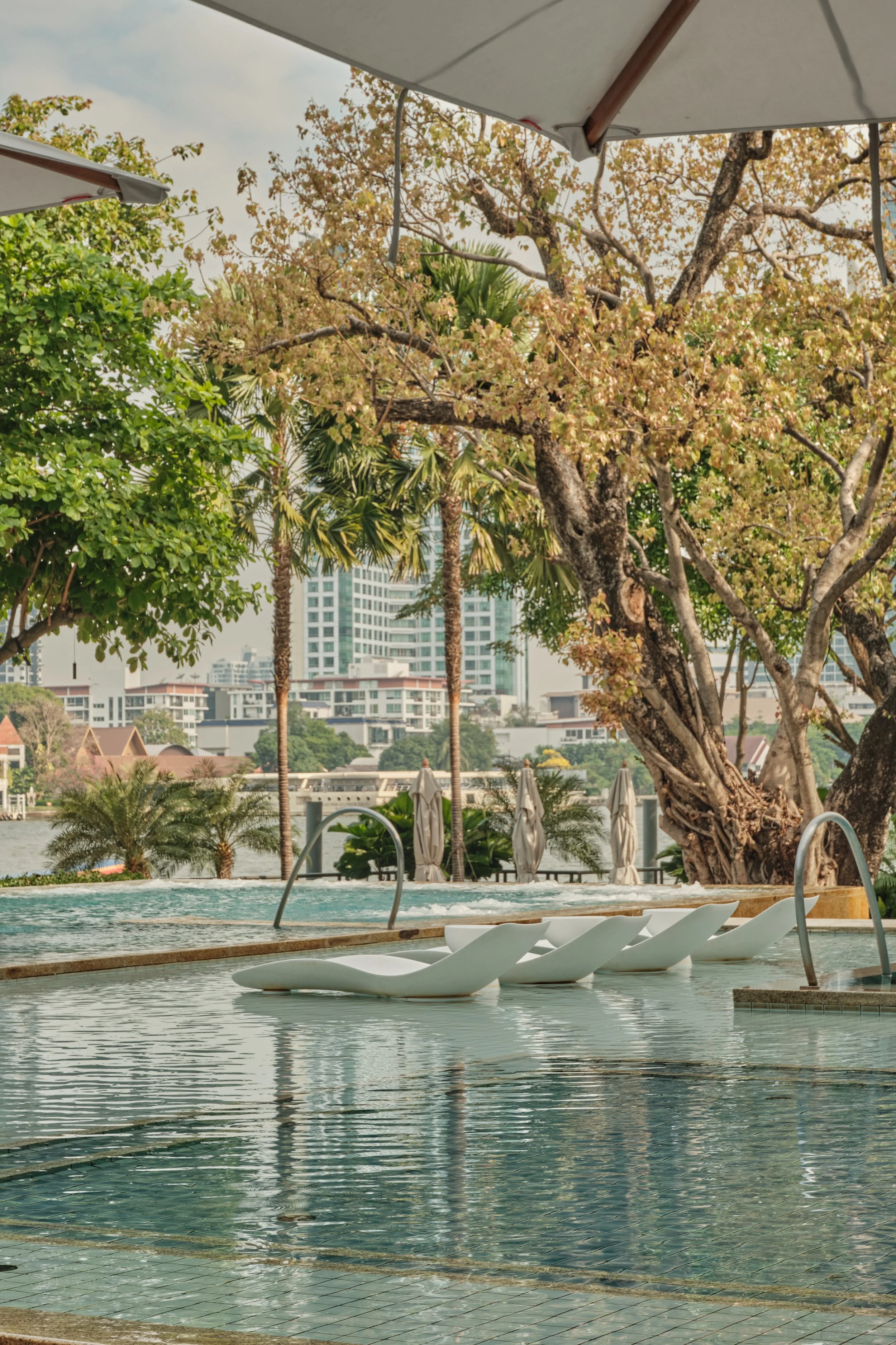 Nicholas V. Photography - Four Seasons Hotel Bangkok 44.jpg