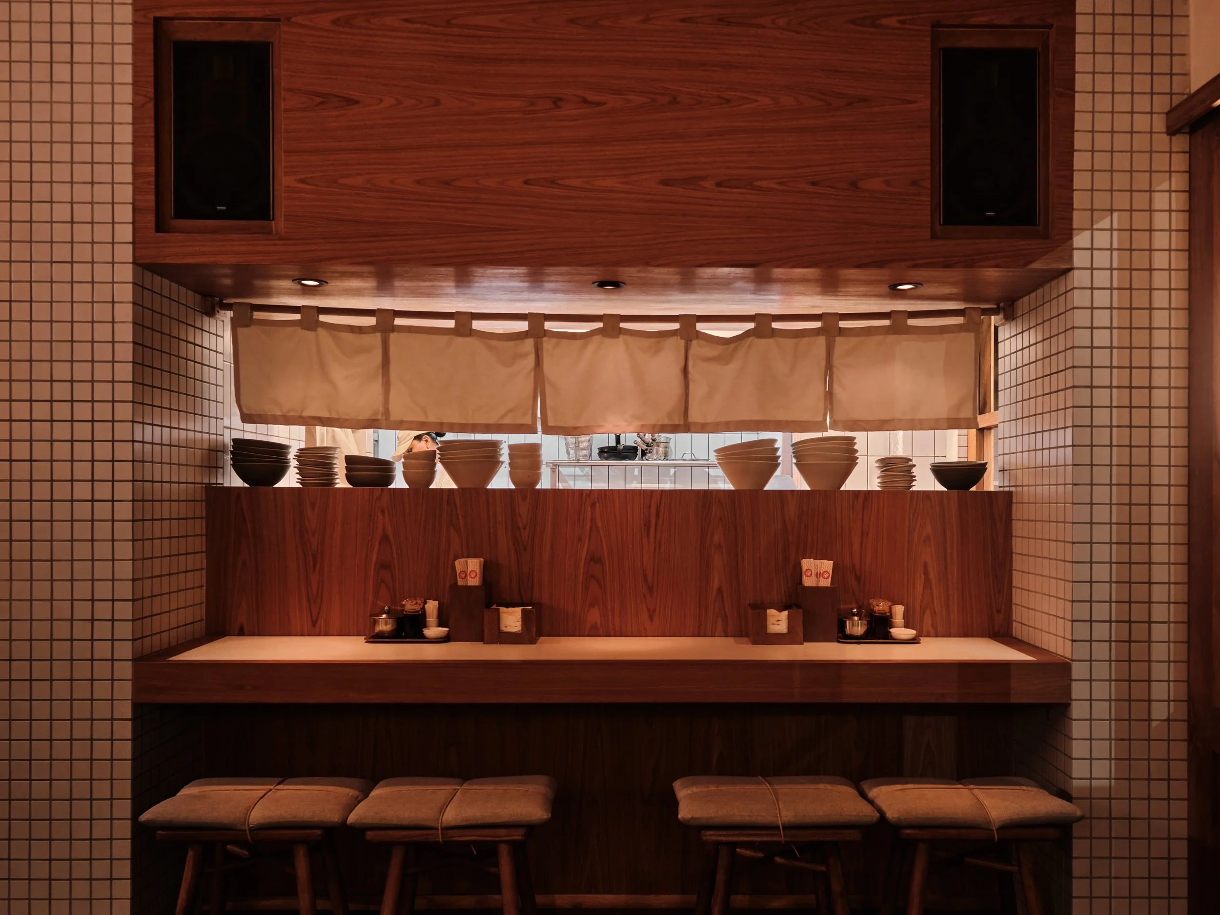 Nicholas V. Photography - Chotto Motto Seseh Bali 3.jpg