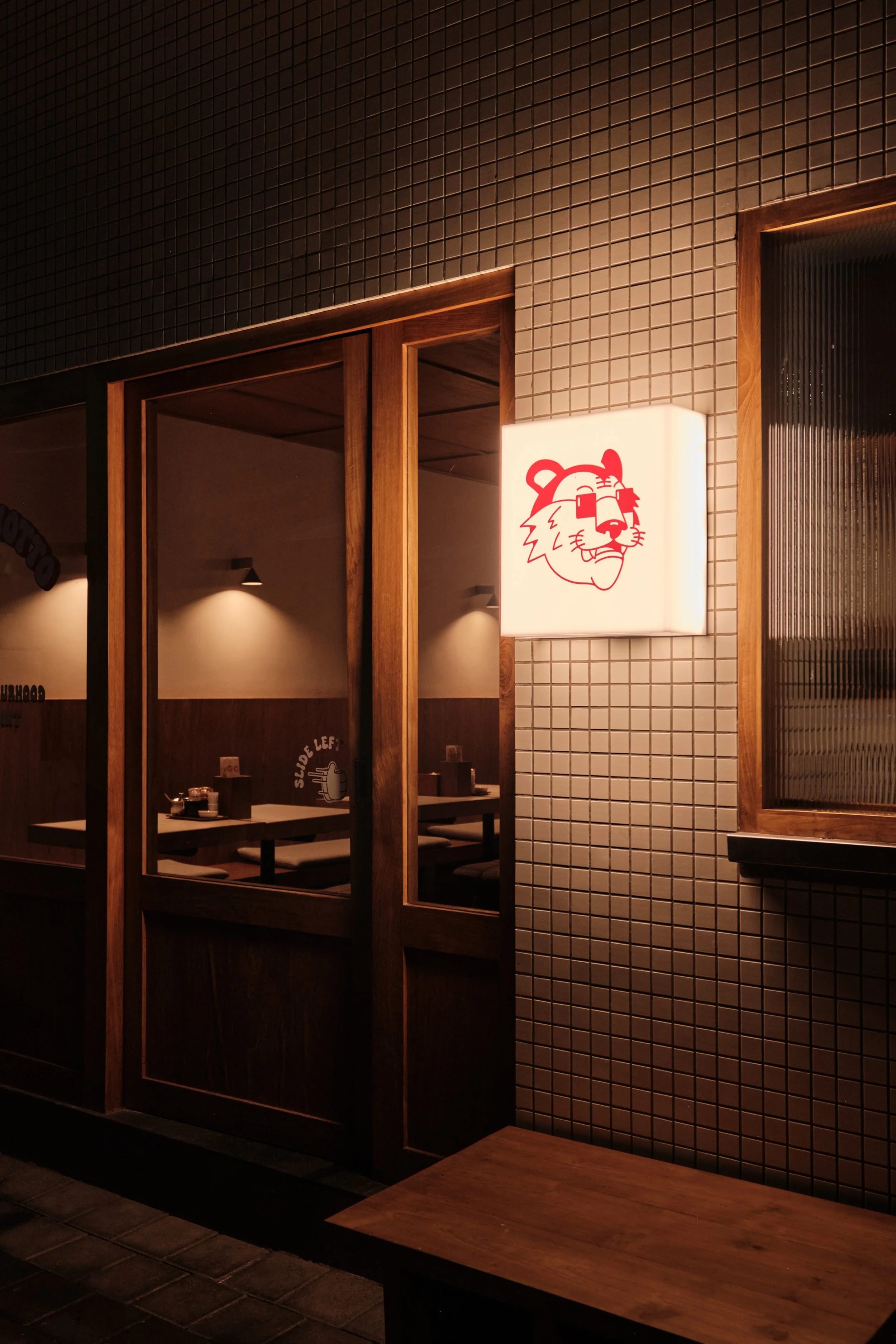 Nicholas V. Photography - Chotto Motto Seseh Bali 4.jpg