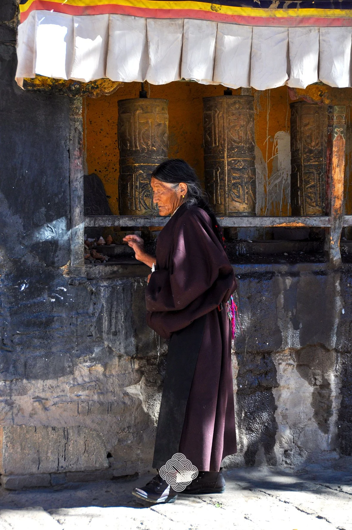 Prayer wheels, Tibet