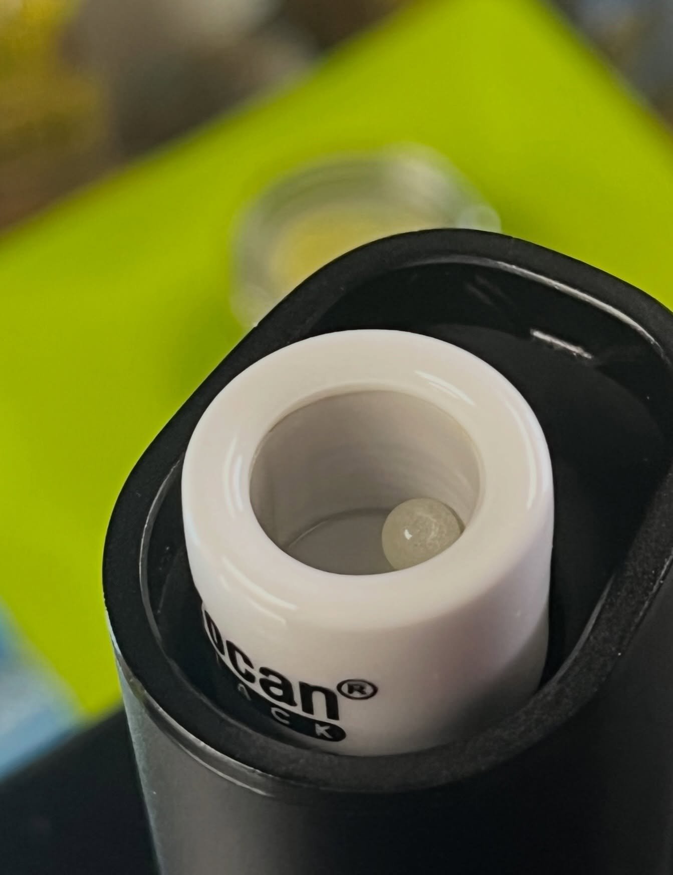 People think better dabs come from hotter temps.
That&rsquo;s not what&rsquo;s happening.

In devices like Puffco and Focus V, the heating element isn&rsquo;t just under the bowl.
It&rsquo;s a 3D heating wire embedded behind the ceramic sidewalls. (V