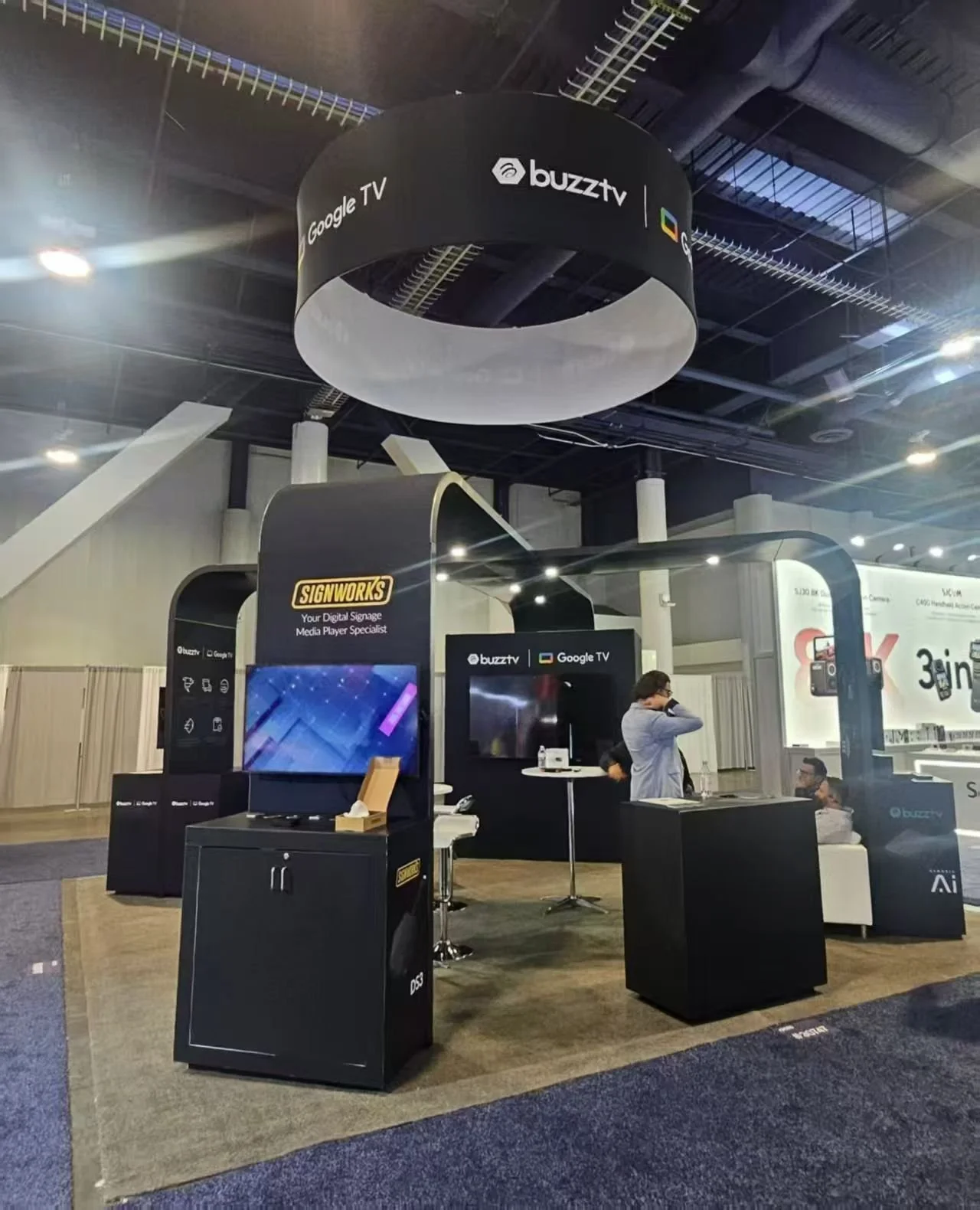 buzztv-CES in Las  Vegas.jpg