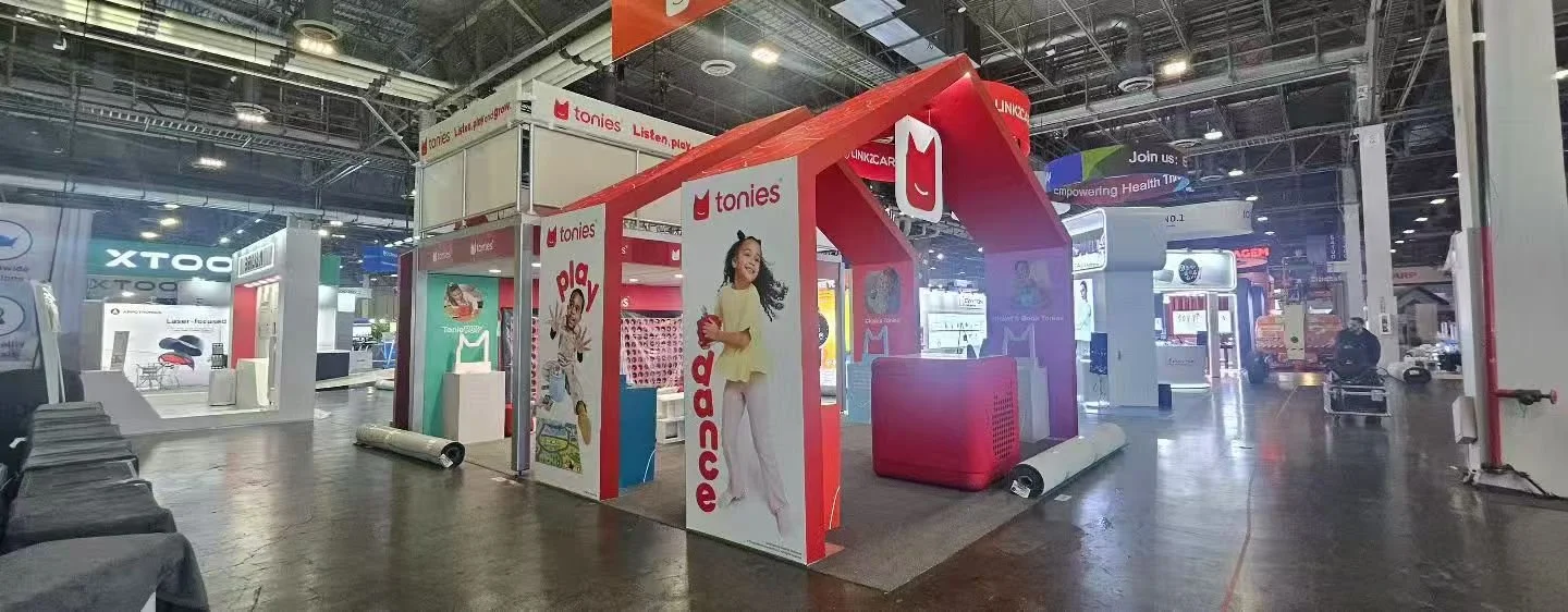2-tonies-CES  in Las  Vegas.jpg