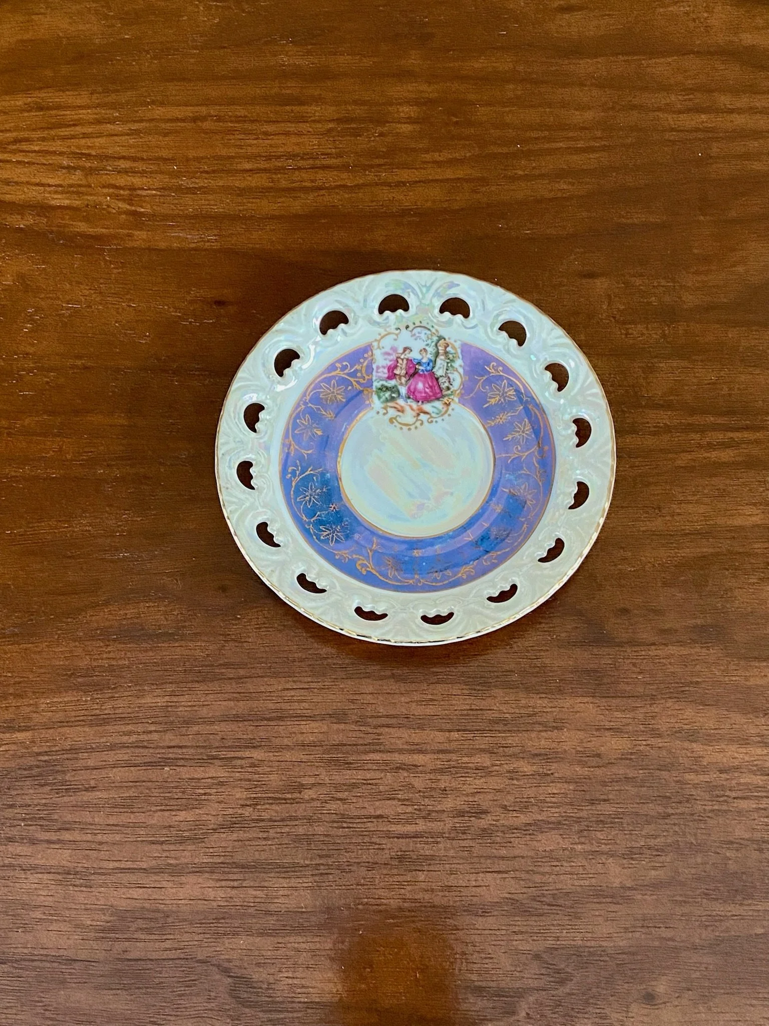 Vintage Empress by Haruta Victorian Couple Plate