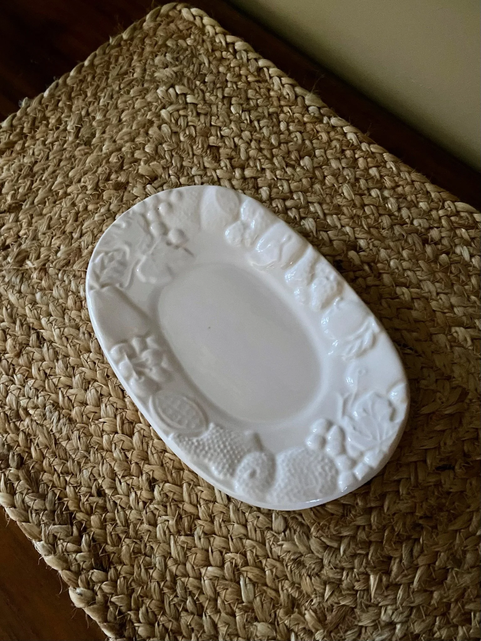 Gibson Designs "Fruitful" White Oval Platter - 8.75 inch