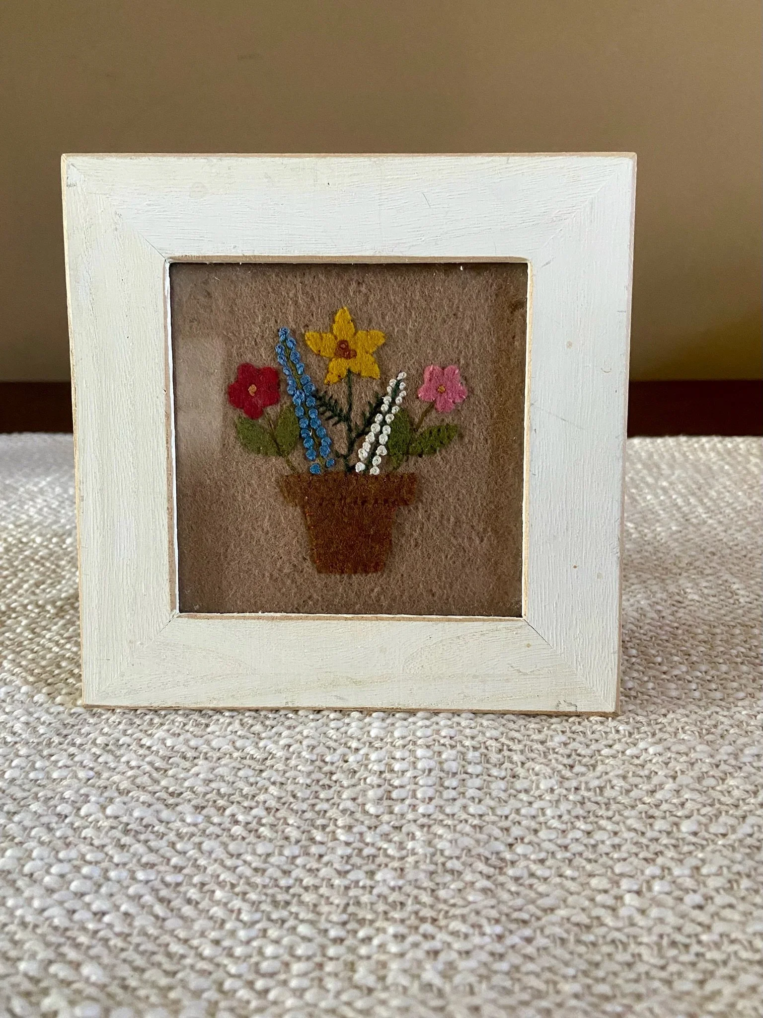 Vintage Framed Floral Crewel Embroidery