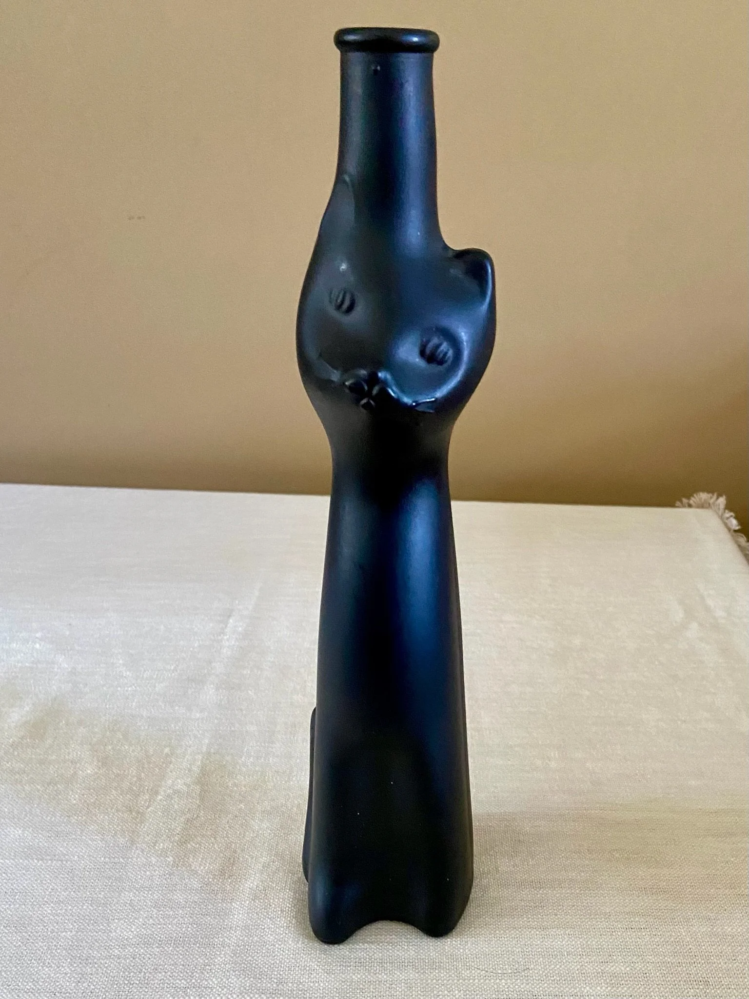Black Cat Moselland Riesling Wine Bottle