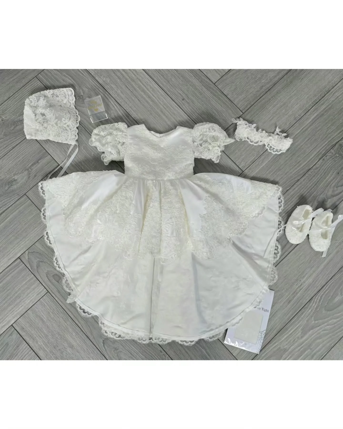 🤍✨🤍

Such a special bespoke Christening gown, made for baby Maria Eleni, designed for one of life's most precious days 🤍

It's a unique gown with delicate, intricate details, all-over hand embellished lace and lovingly made with the finest fabrics