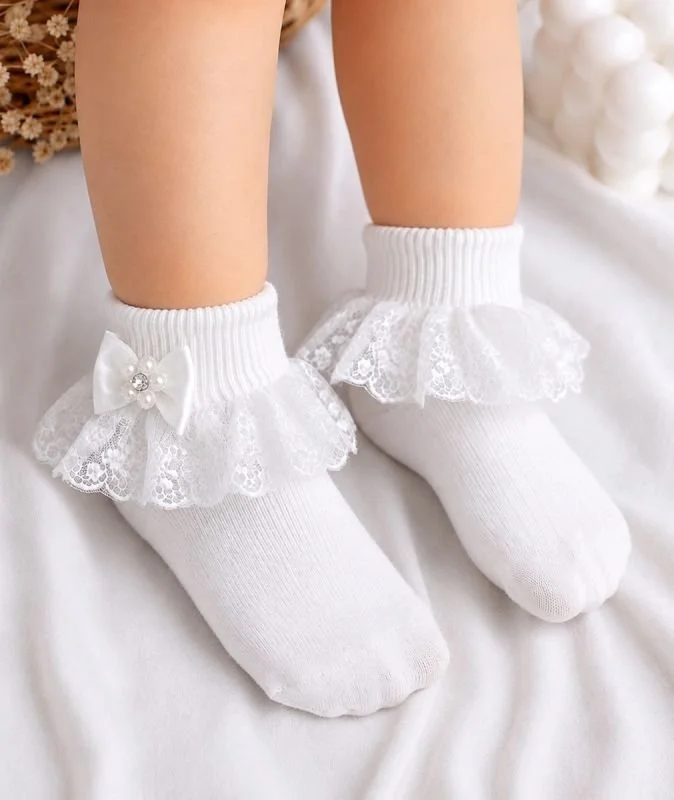 samanatha socks.jpg