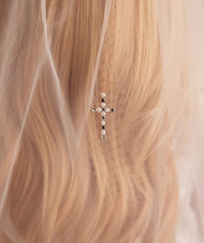 veil with cross2.jpg