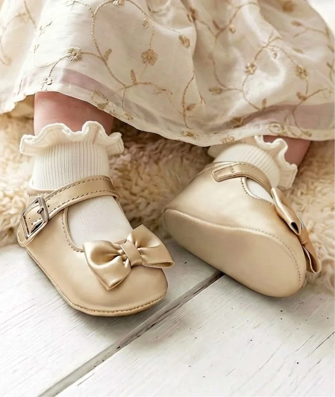 taylor-gold1.jpg