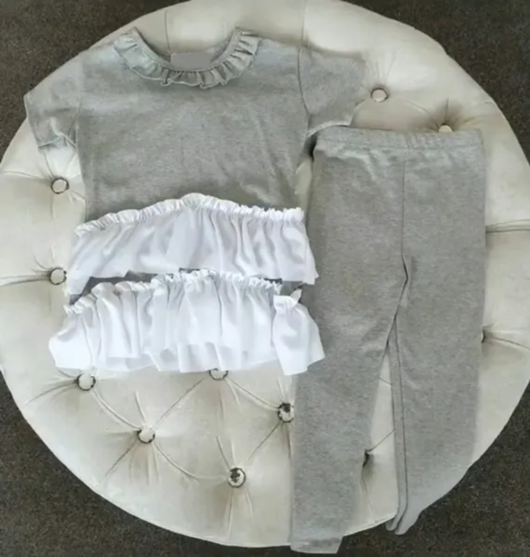 Studio-Project - 2025-10-23T185318.265.png