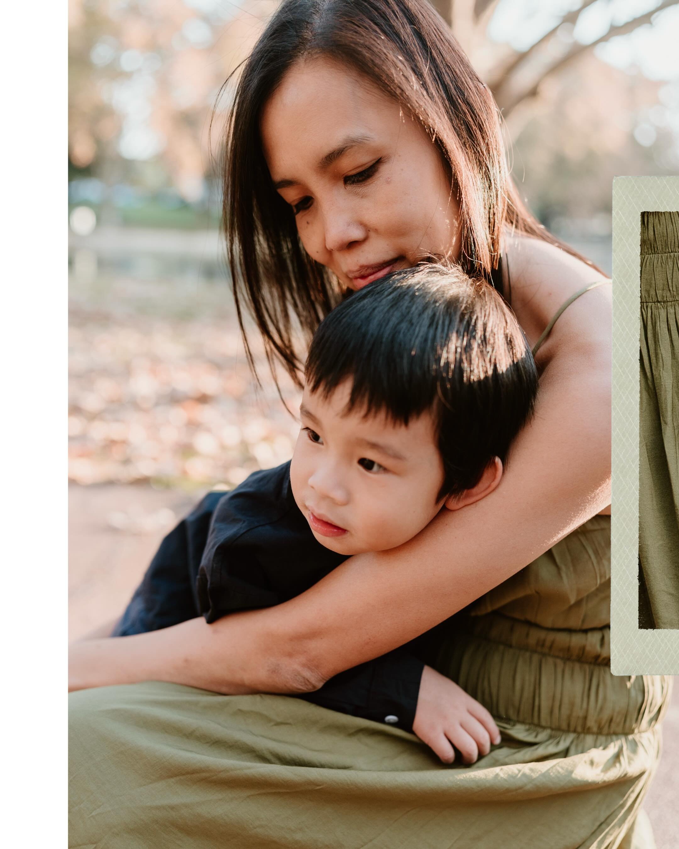 Colours of Autumn 🍂 

May is such a beautiful time in Perth. How beautiful are these colours!

This gorgeous family from Singapore ask me to photograph them every time they&rsquo;re in Perth. I&rsquo;ve watched this little boy grow from a baby till 