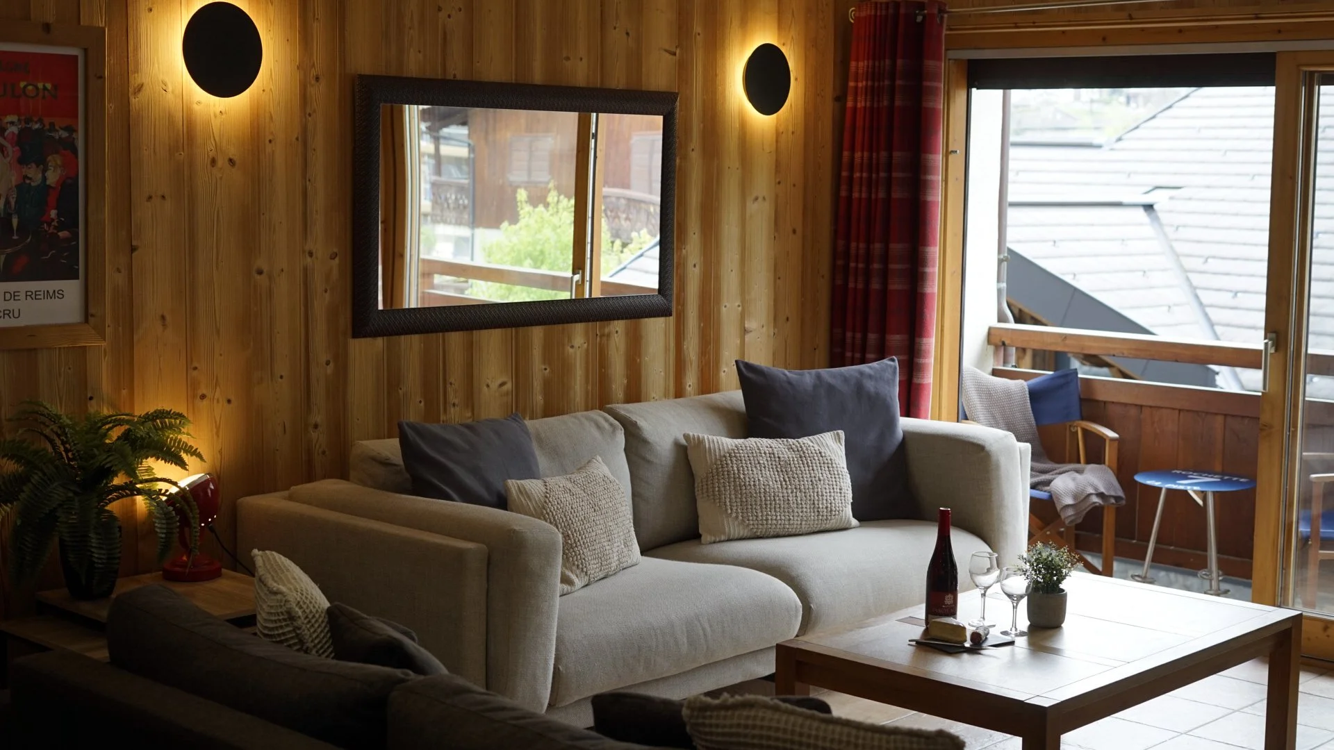 Apartment Errigal in Central Morzine. 3 bedroom Apartment perfect for family and group stays for Skiing and Mountain bike holidays