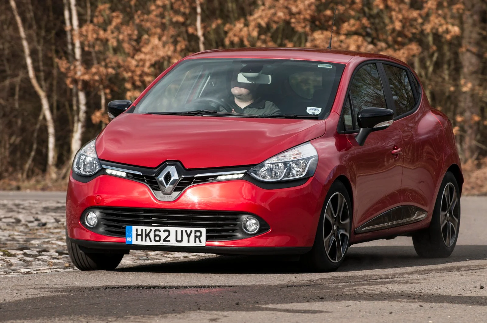 renault-clio-uk-1.jpg