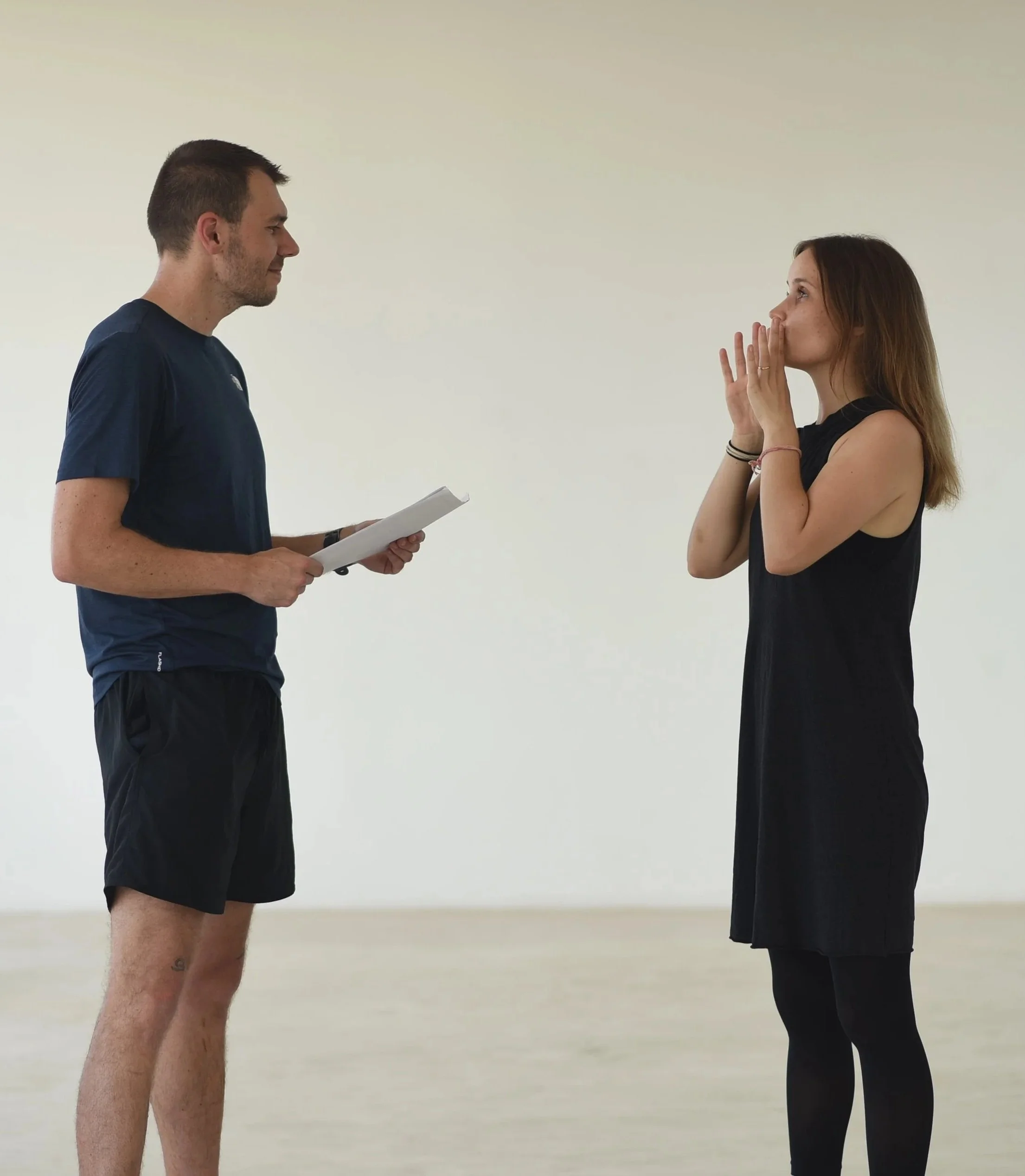 Voice Coaching - Singing lessons & speech training - online & in-person - personal 1:1 sessions or group classes, workshops, courses, programmes & retreats