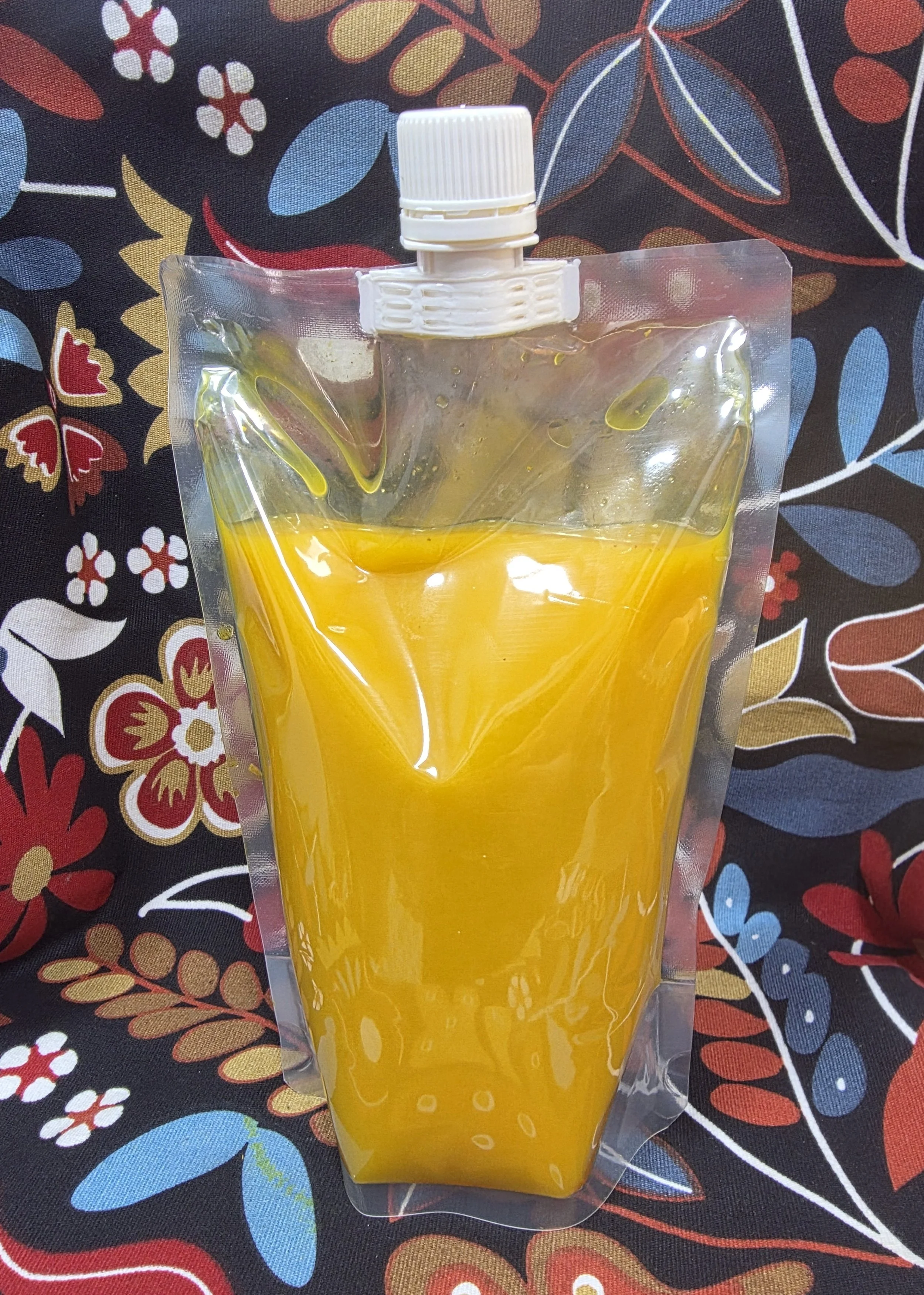 Turmeric and Ginger MCT Blend 500ml postage pouch pack