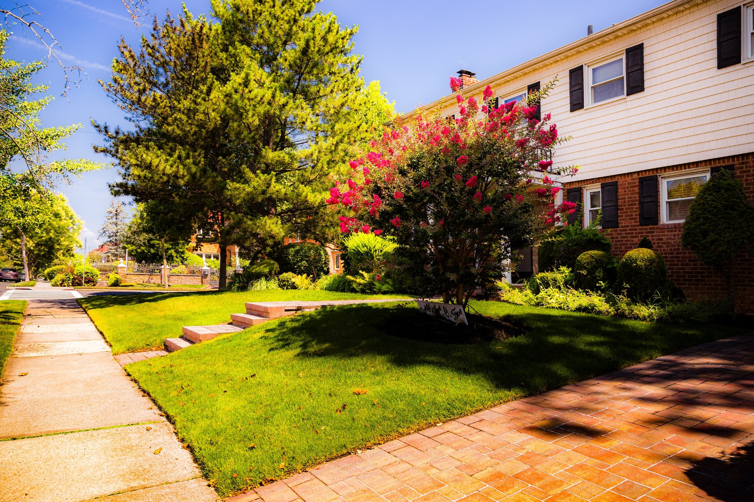 Bell Sidewalk - Click To Purchase Print