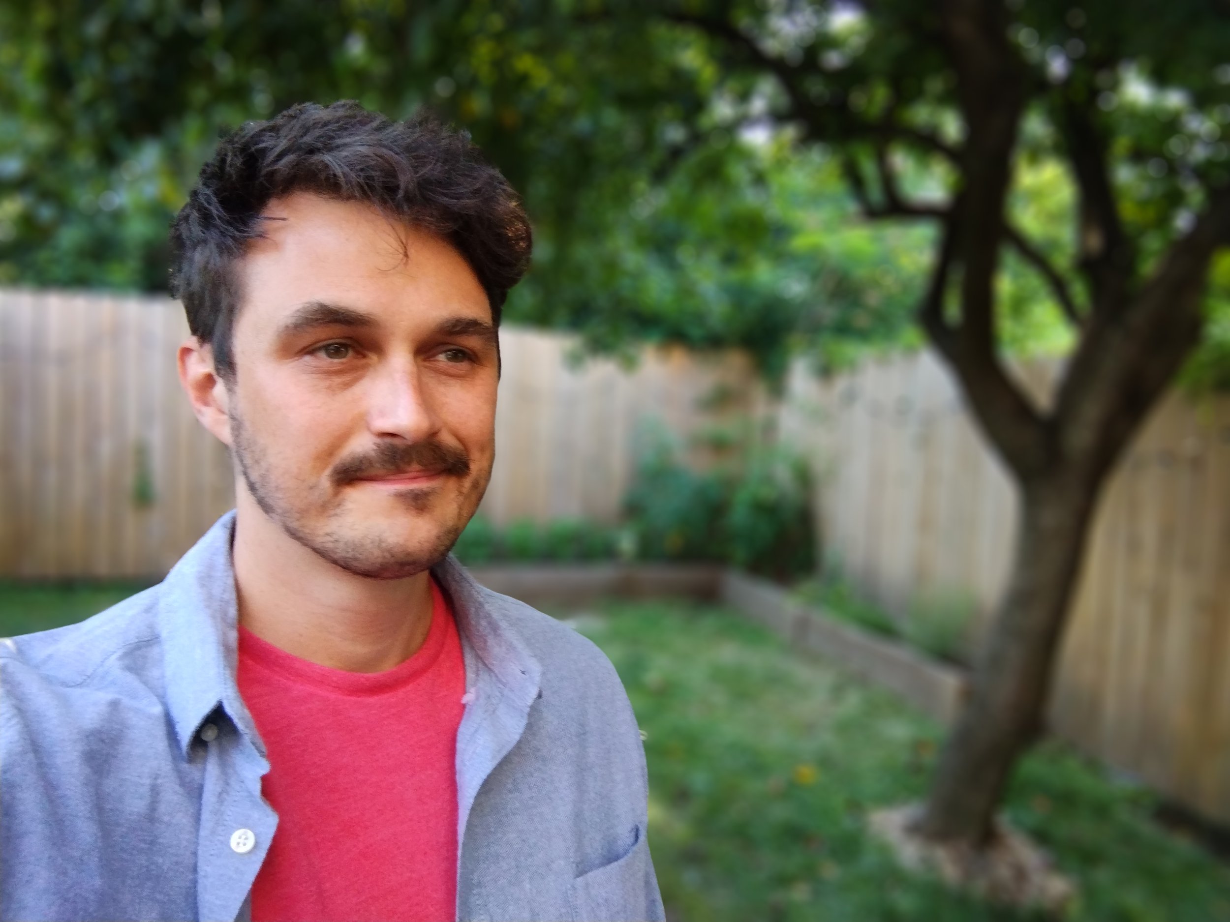 Daniel Simmons LPC, LMHC EMDR specialist, trauma therapist in PA, MA, DE
