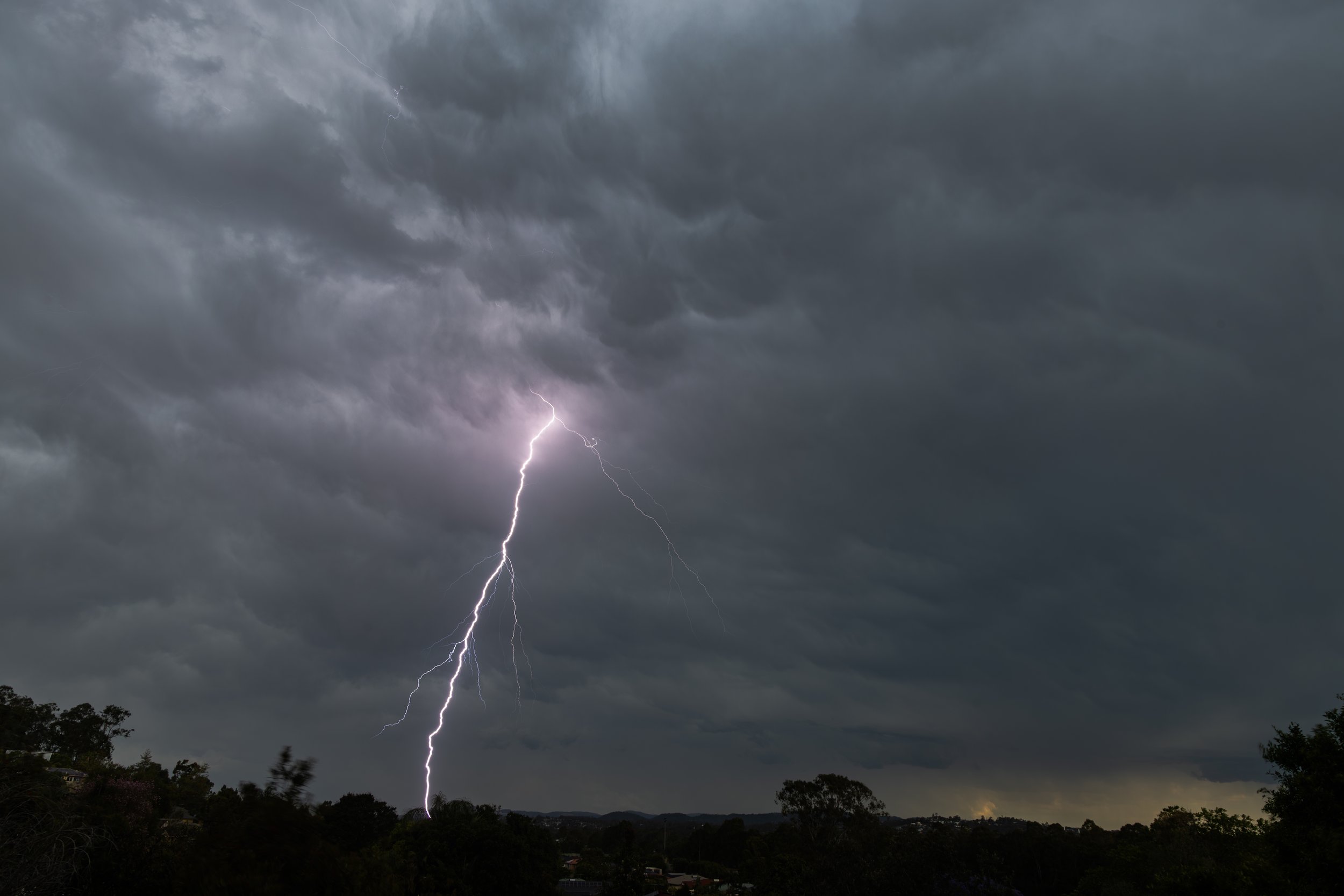 Coming down with a flash.
(Click to) watch on YouTube.