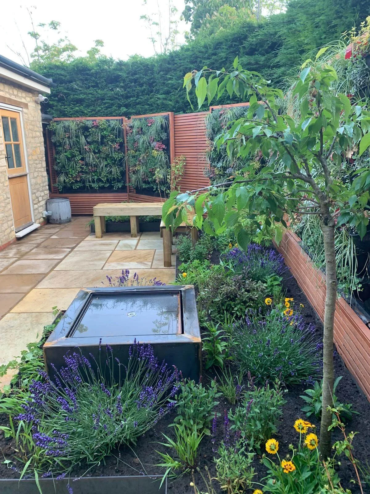 Churchill courtyard garden
