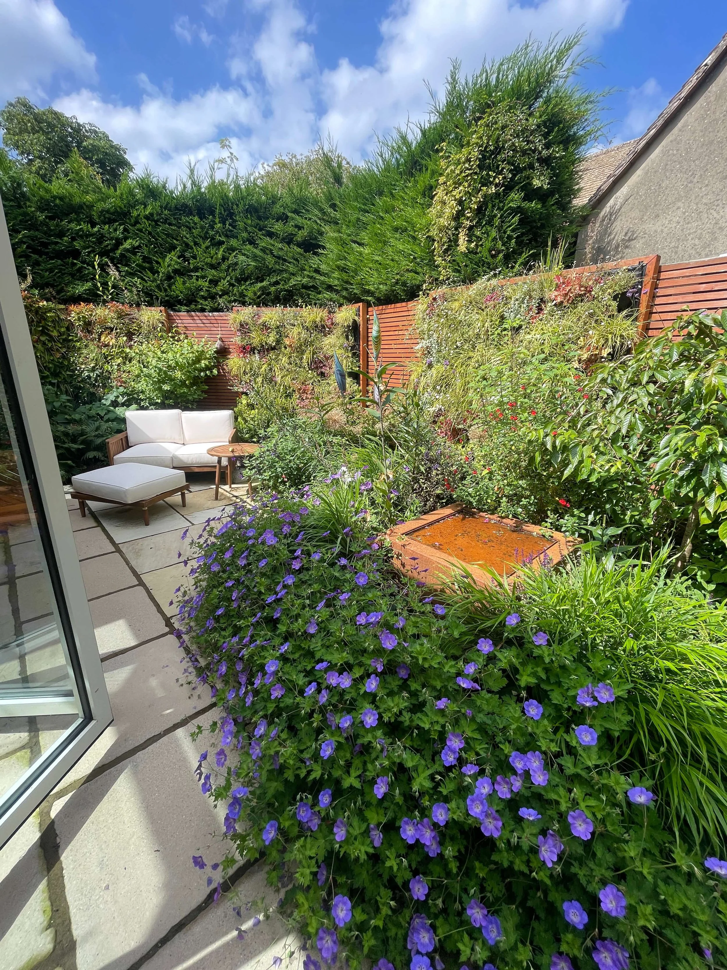 Churchill summer-2.JPG