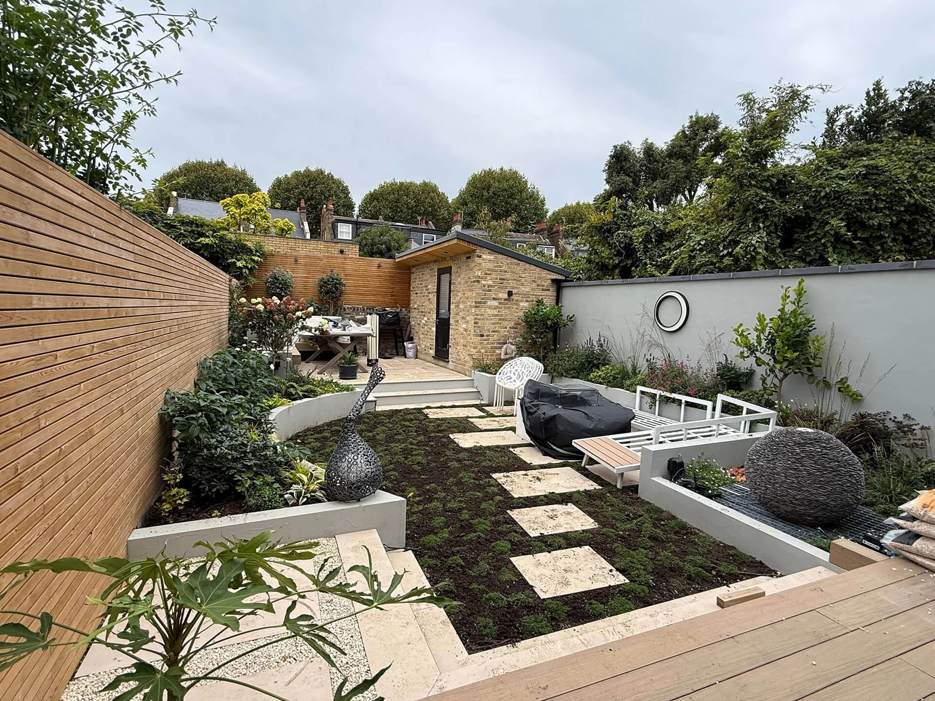 Chiswick relaxing garden