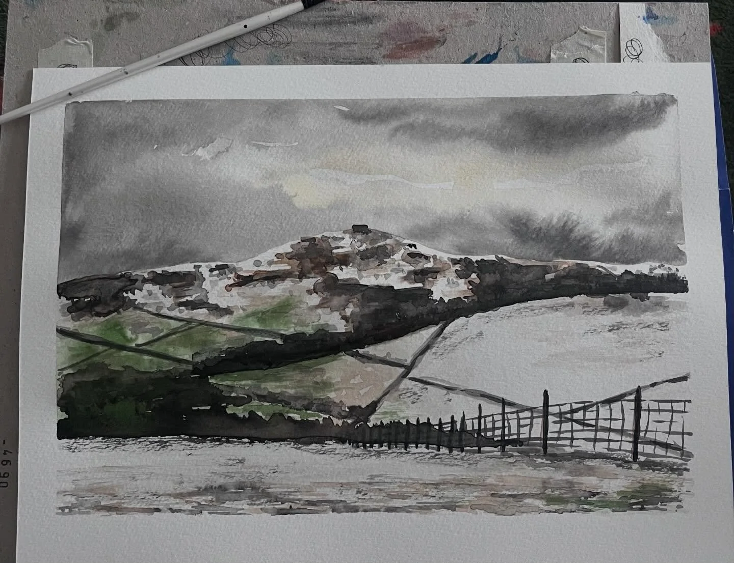 A quick impression of snowy Moel Famau in acrylic ink, inspired by yesterdays walk 🥾

#moelfamau #northwales