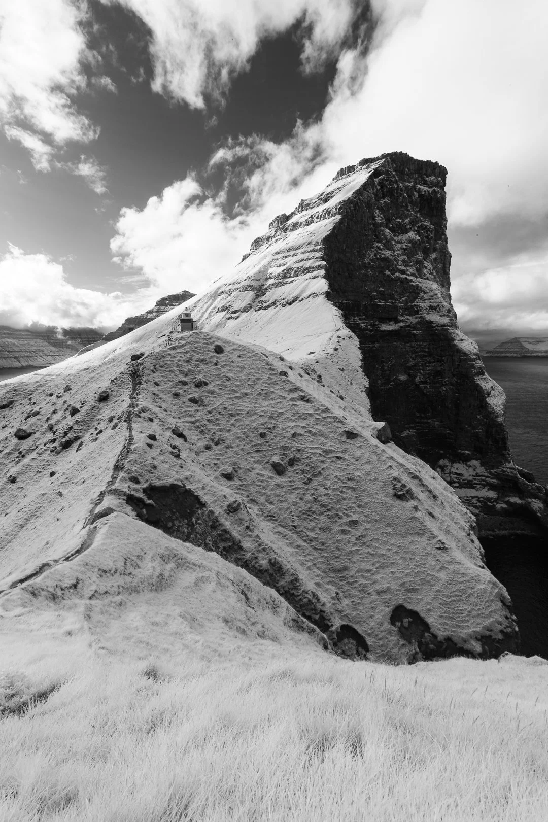 Kalsoy LH IR-003.jpg