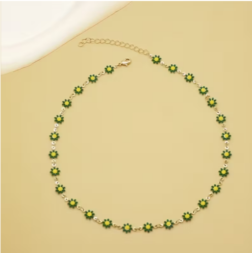 Green Daisy.png
