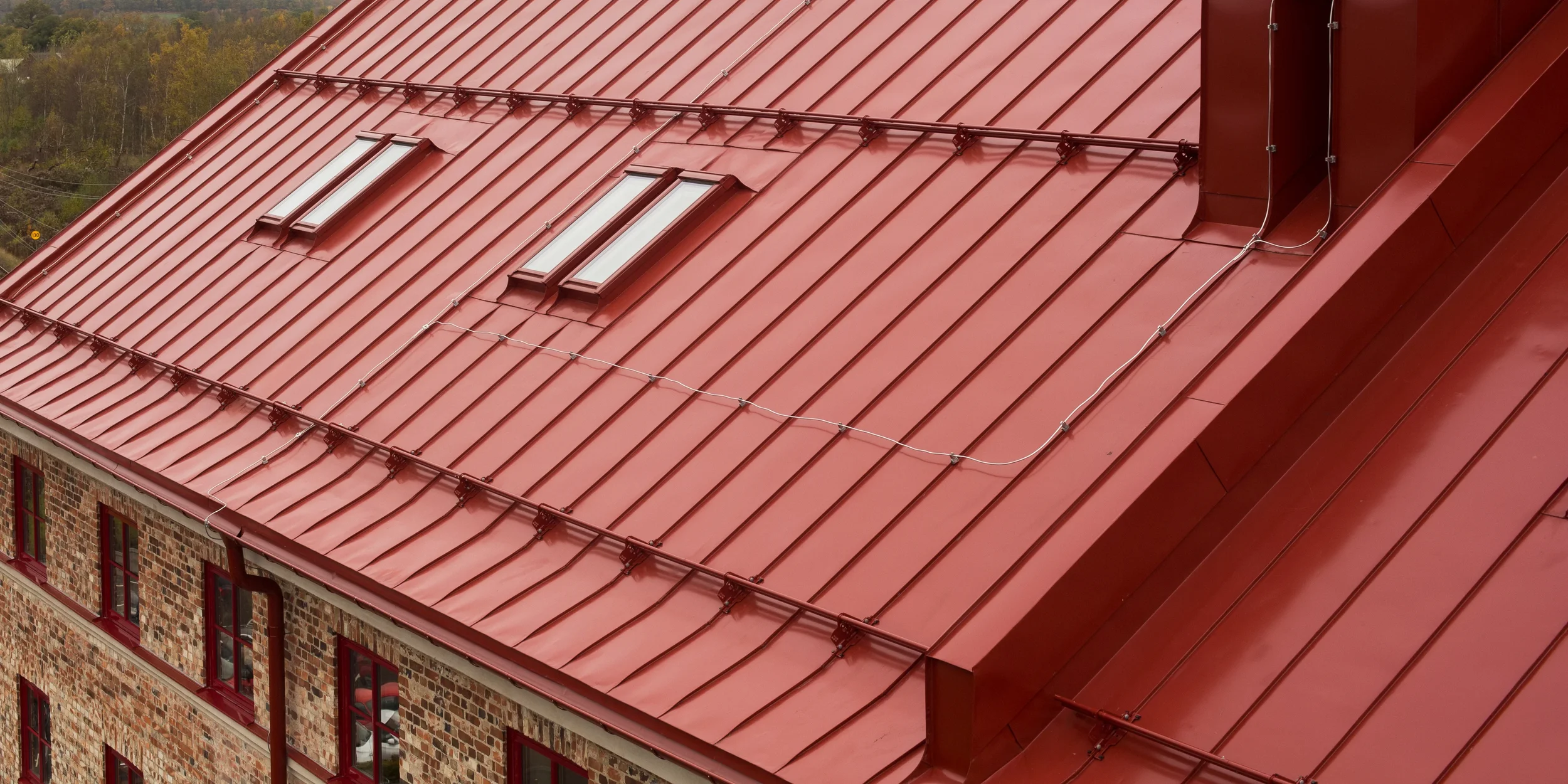 bandtäckt plåttak helsingborg brf fastighet