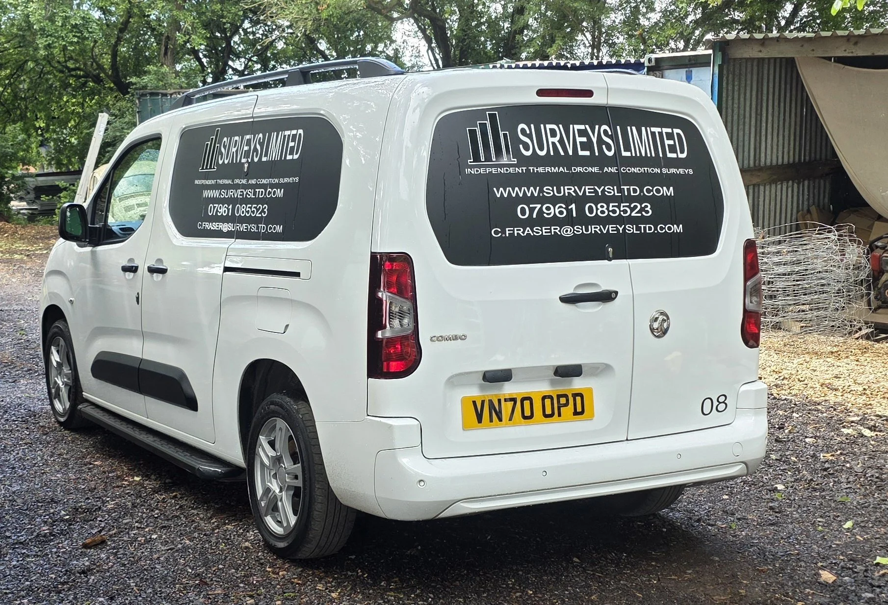 Vehicle graphics signwriting Bedfordshire