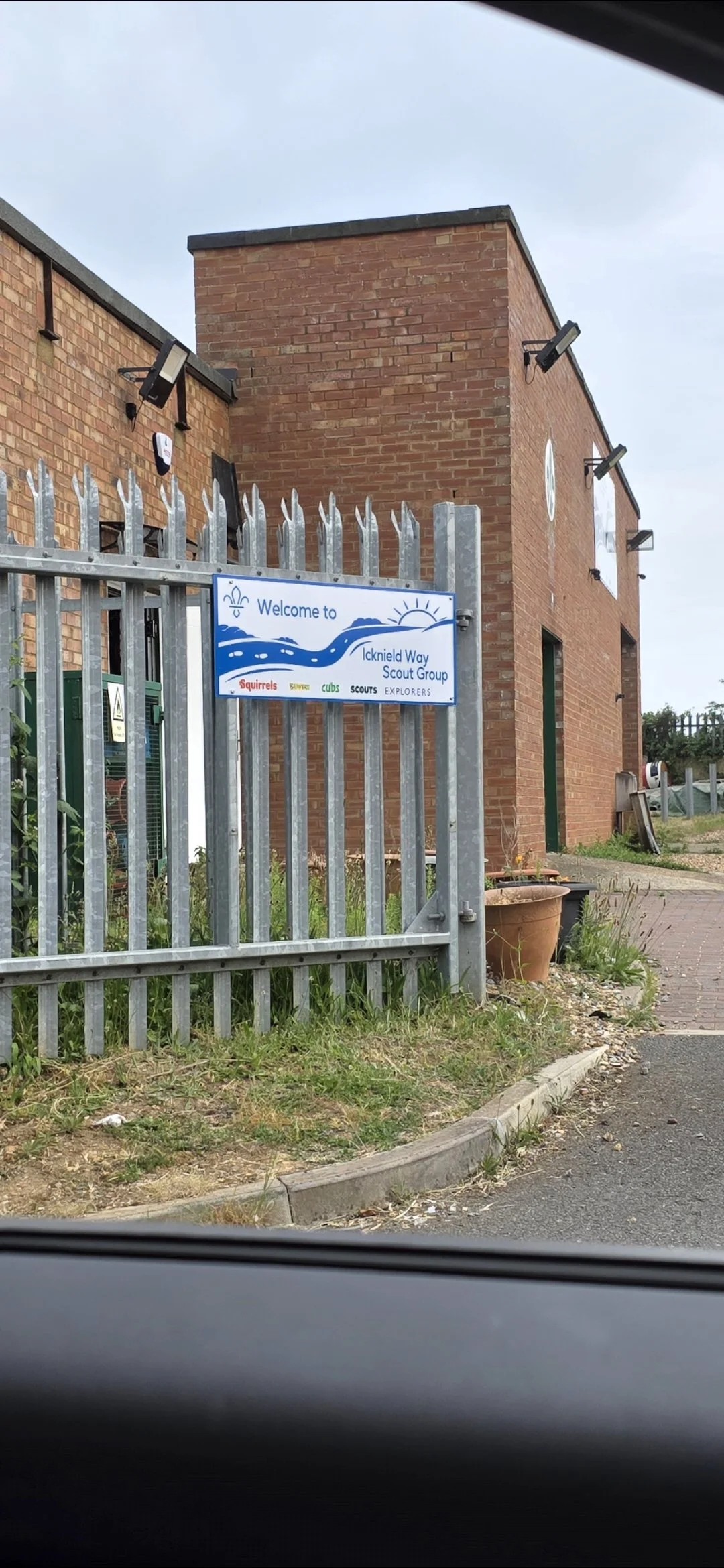 Printed Signwriting Gate sign, Luton Bedordshire