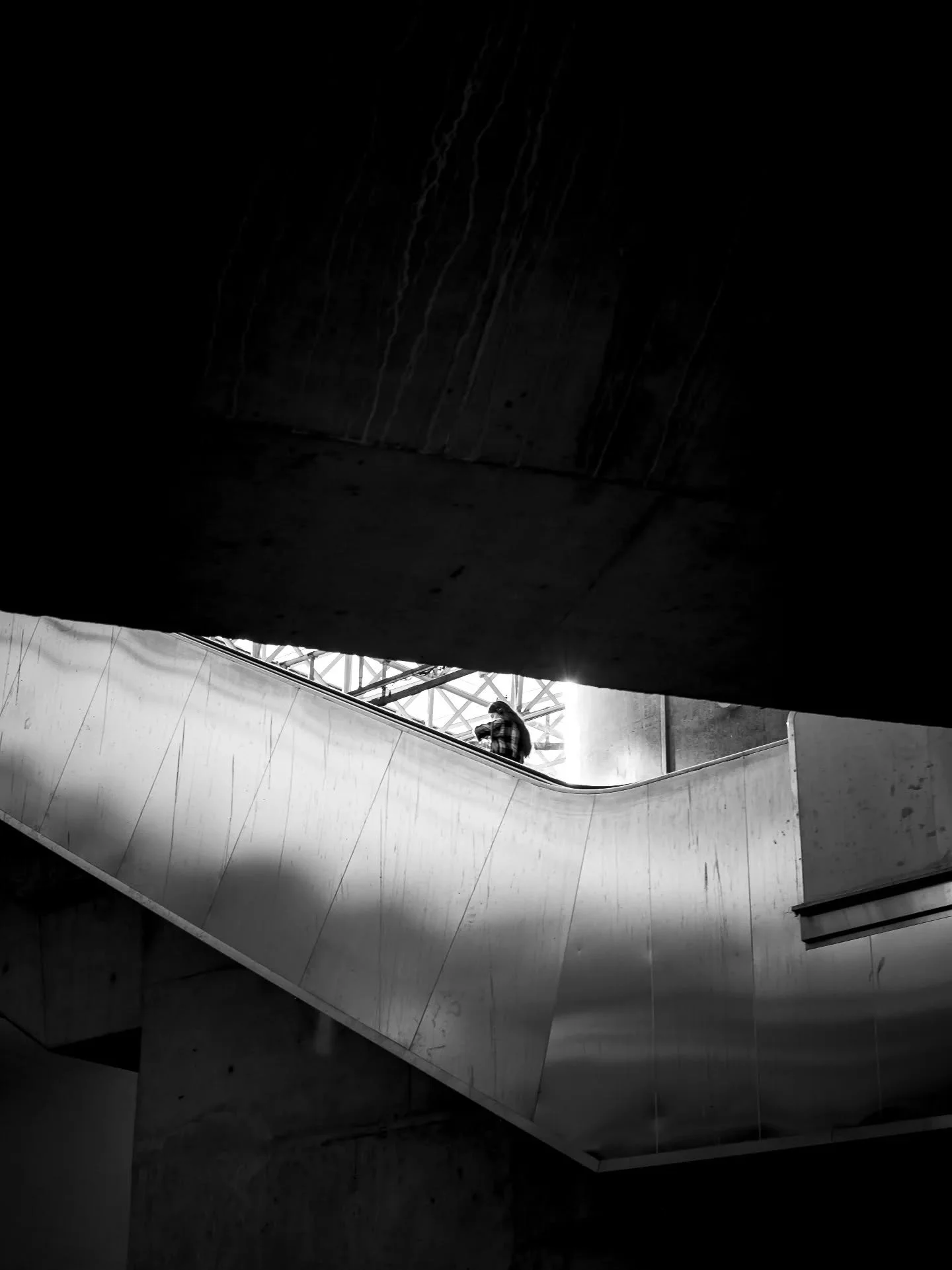 𝙴𝙲𝙷𝙰𝙿𝙿𝙴𝙴 ?
 𝙴𝚗𝚝𝚛𝚎 𝚖&eacute;𝚝𝚛𝚘 𝚎𝚝 𝚕𝚞𝚖𝚒&egrave;𝚛𝚎 , 𝚞𝚗 𝚍&eacute;𝚙𝚊𝚛𝚝 𝚎𝚗 𝚟𝚊𝚌𝚊𝚗𝚌𝚎𝚜 𝚘𝚞 𝚜𝚒𝚖𝚙𝚕𝚎𝚖𝚎𝚗𝚝 𝚞𝚗𝚎 𝚗𝚘𝚞𝚟𝚎𝚕𝚕𝚎 𝚓𝚘𝚞𝚛𝚗&eacute;𝚎 𝚍𝚎 𝚝𝚛𝚊𝚟𝚊𝚒𝚕

#spfyourshot #upttpu2025 #architectu