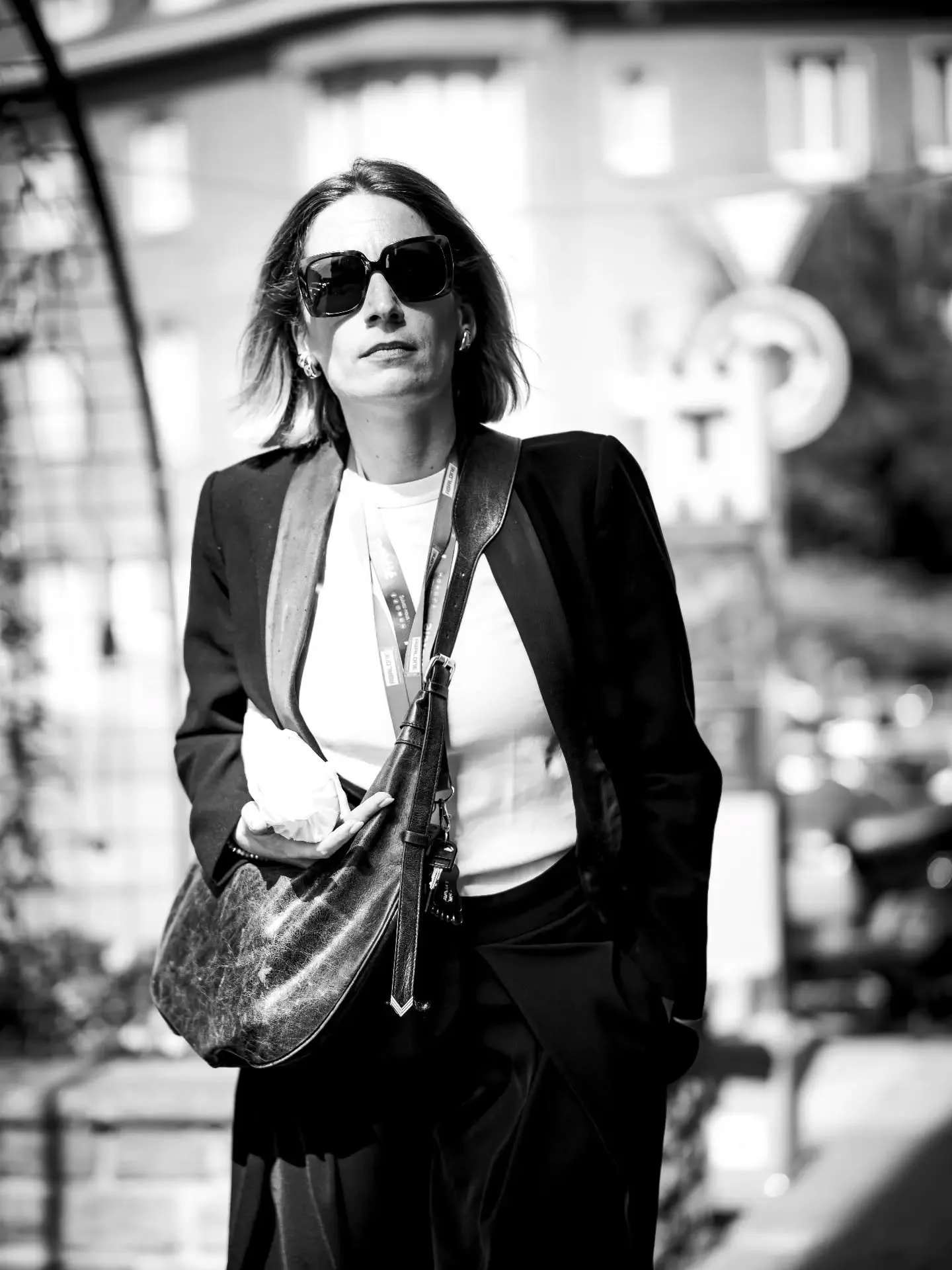 𝙿𝚛𝚎𝚜𝚎𝚗𝚌𝚎 

#streetphotographyfrance
#upttpu2025 #streetblackandwhite #portraitphotography #blackandwhiteaddict 0
