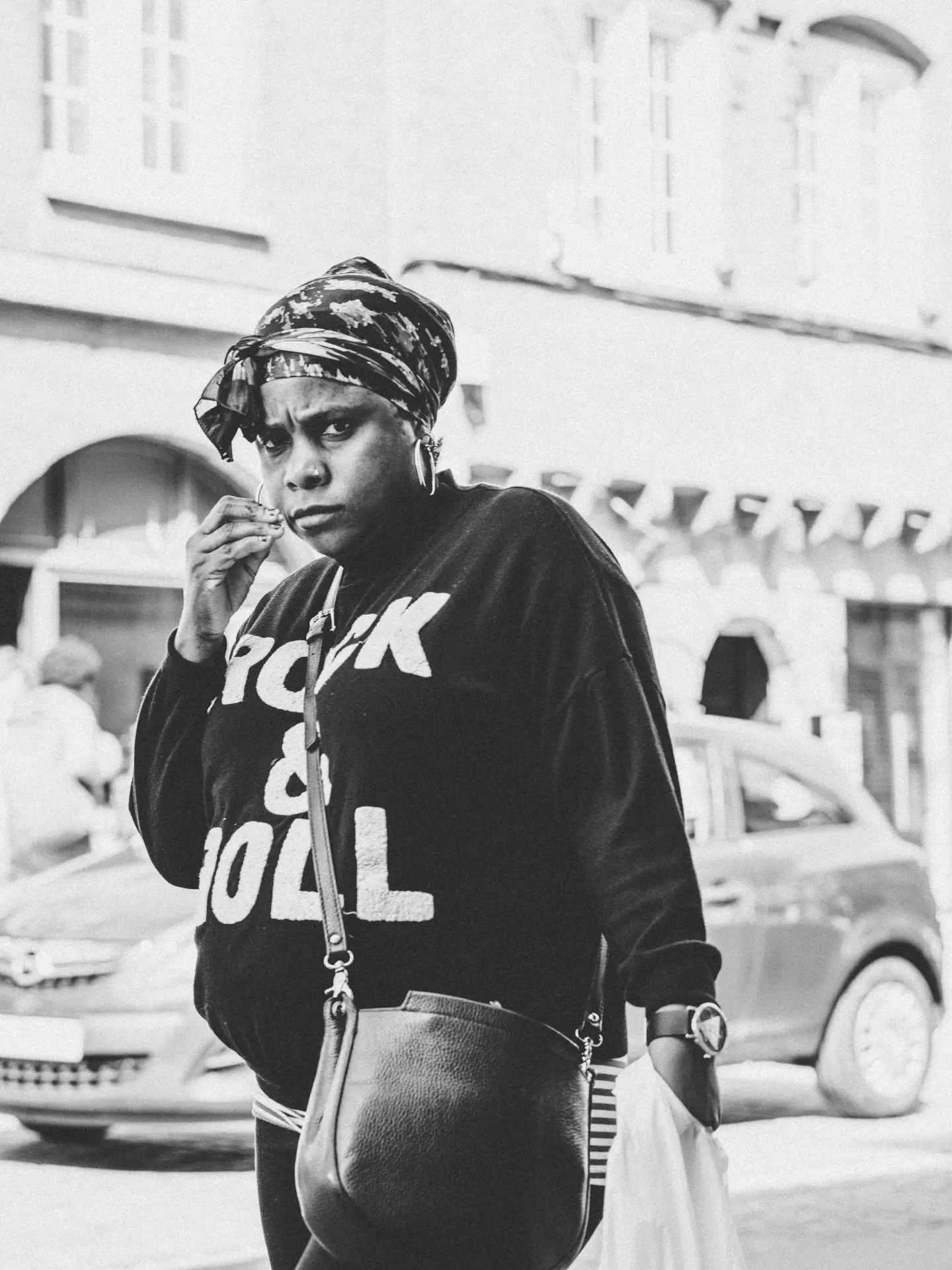 𝚁𝙾𝙲𝙺'𝙽'𝚁𝙾𝙻𝙻 

#streetportrait
#BlackAndWhitePhotography
#streetphotographyfrance
#1x #photoderue
