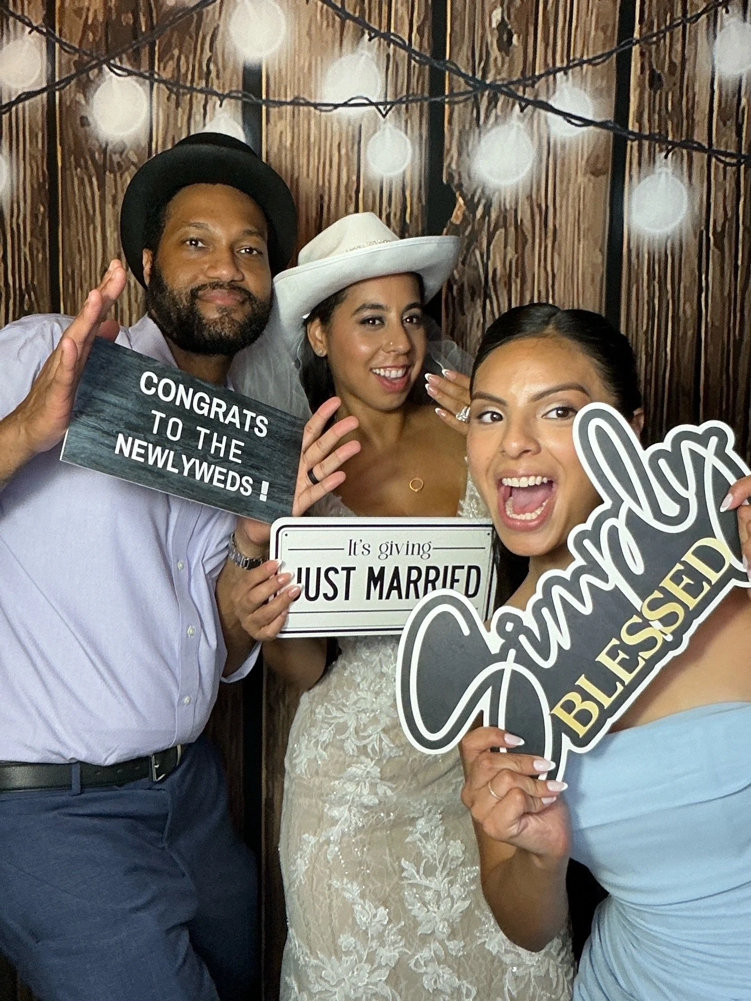 Katherine_Gineste_Wedding_Photo_20260715_Time-202502_667xyv.jpeg