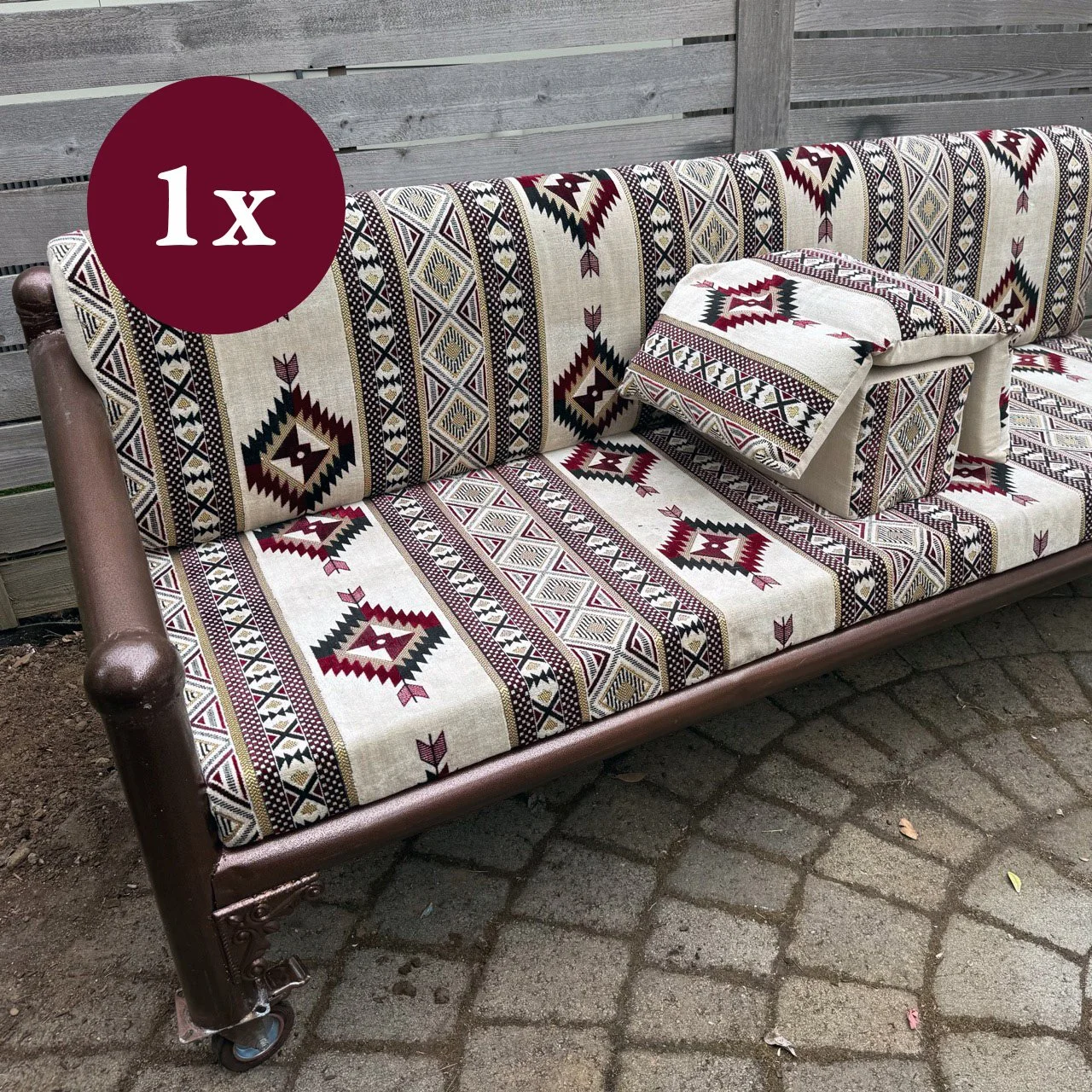 majlis-benches-seat-1.jpg