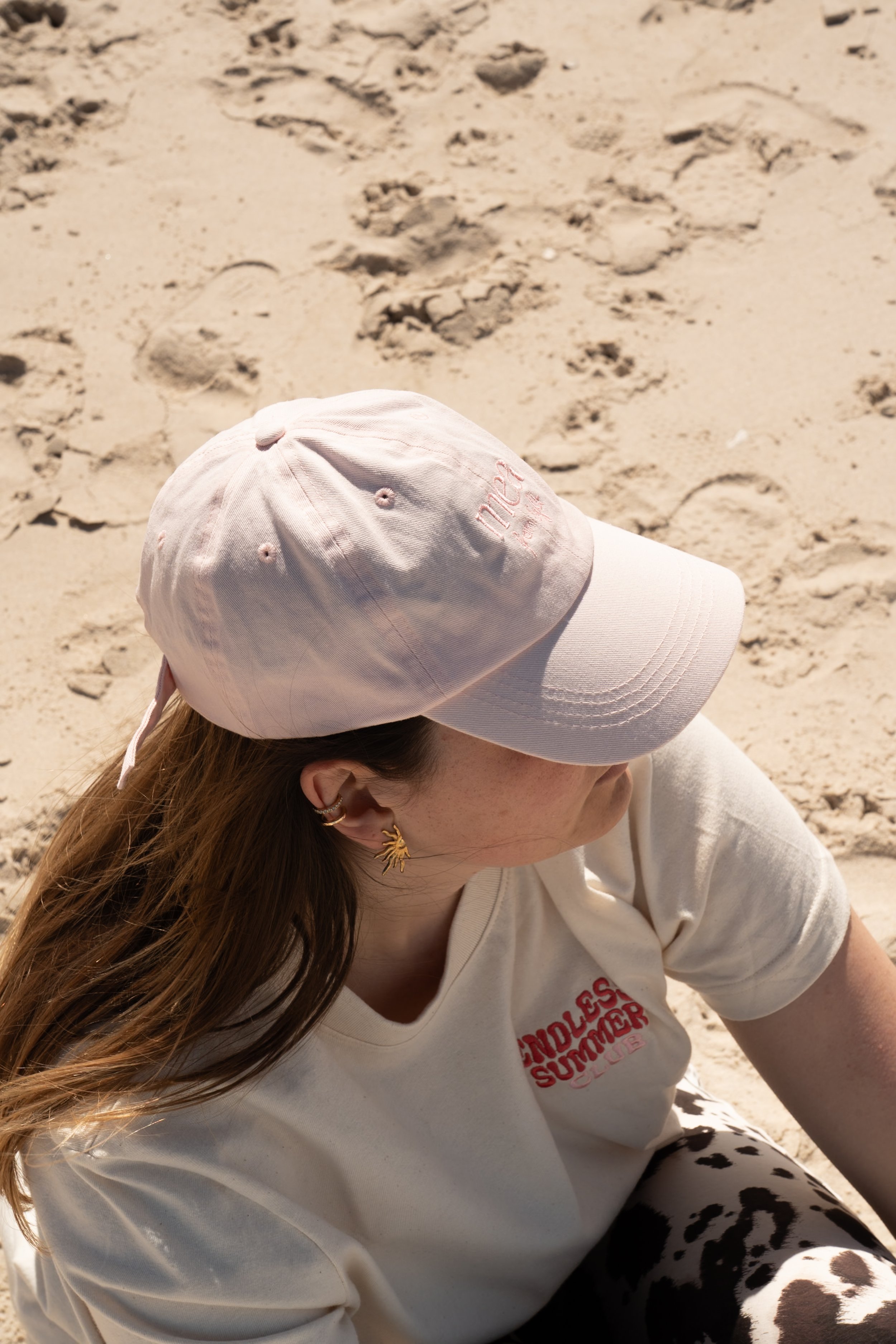 mea-cap-pink-top-fit.JPG