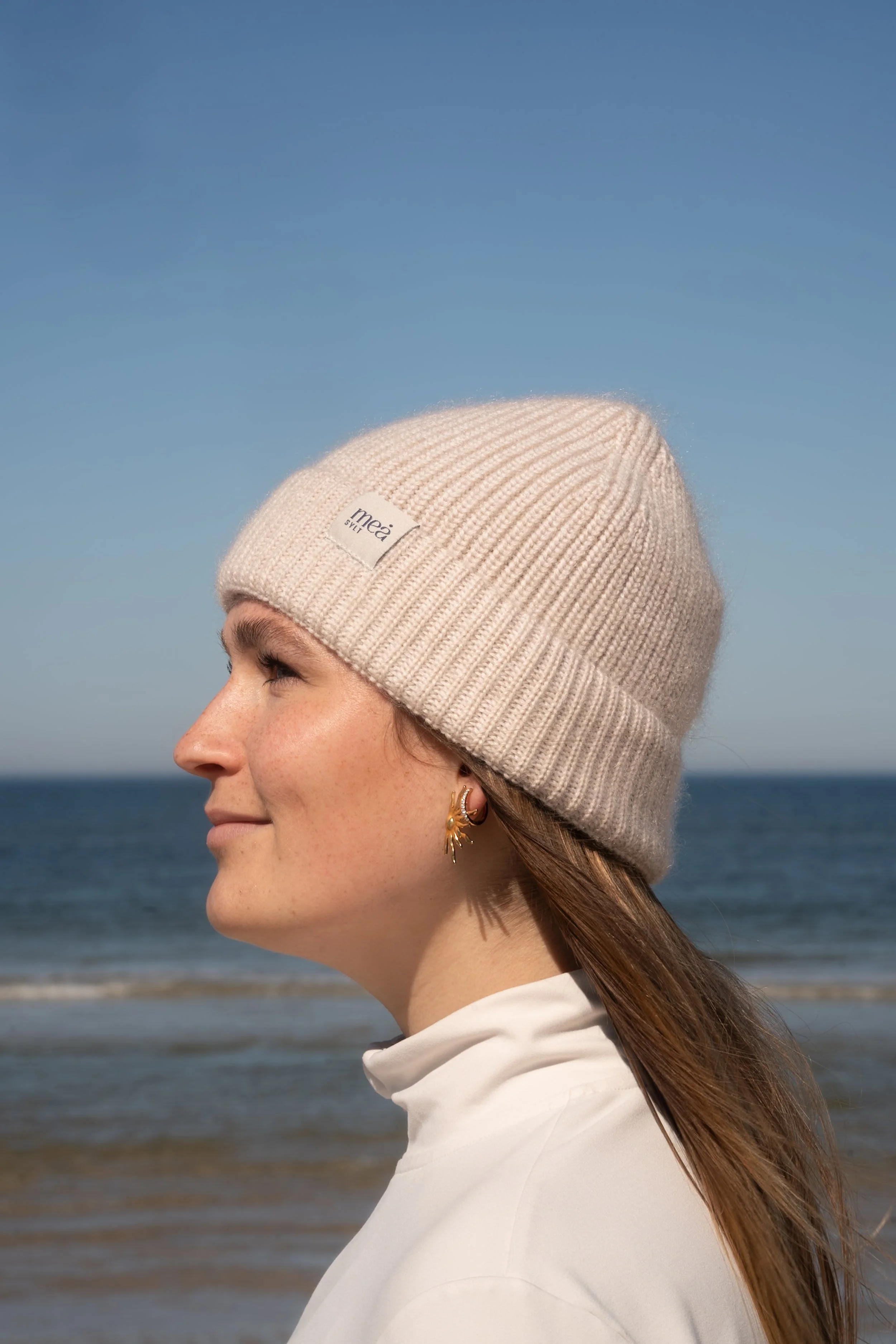 Beanie-Merinowolle-Mohair-Seide-creme-side.jpg