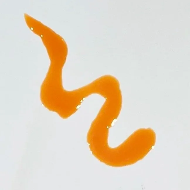 sample of antioxidant facial oil to help with brightening dull skin