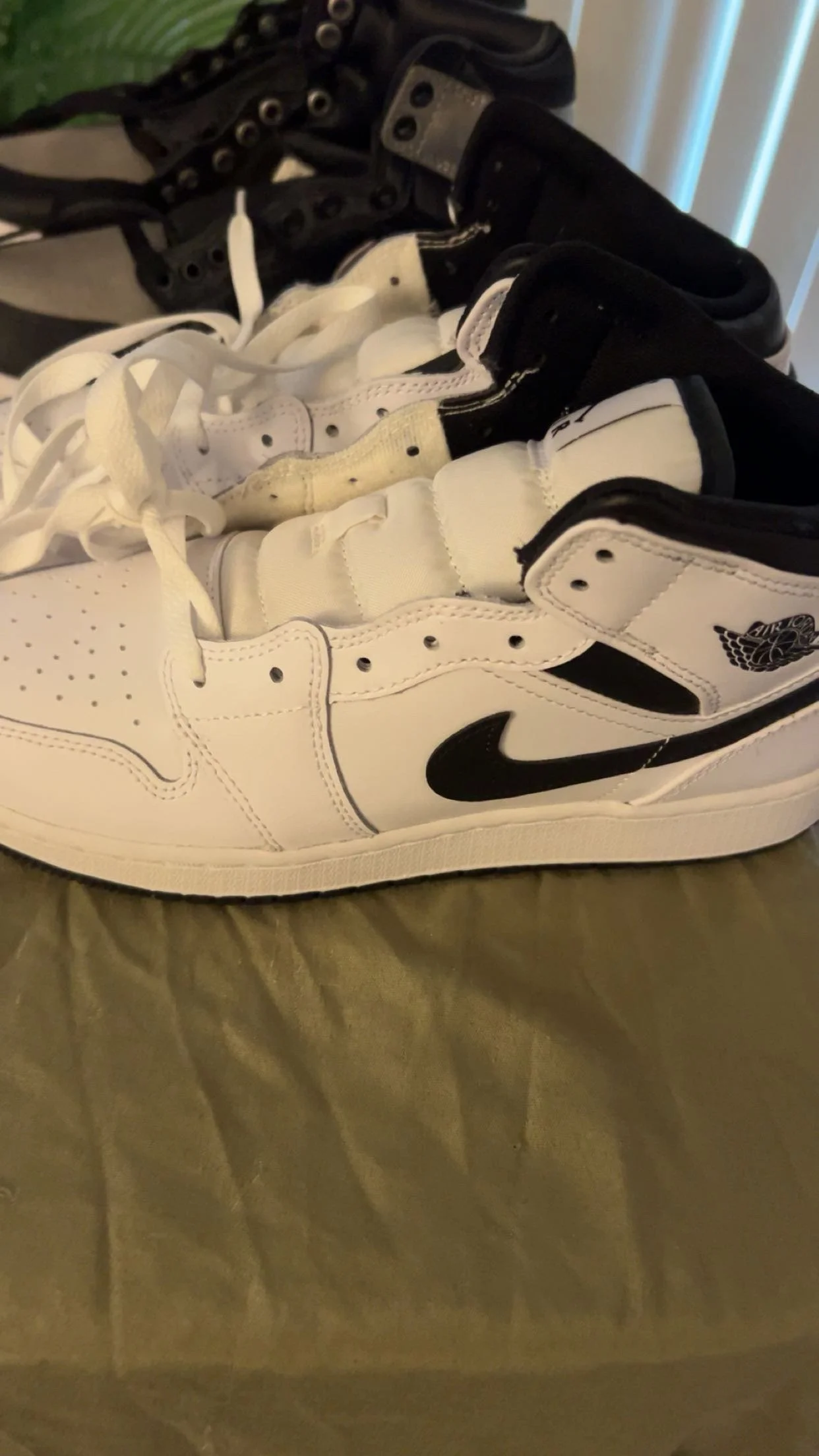 nikes kids