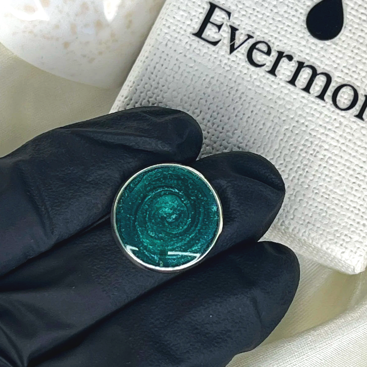 Dark Green mixed with White Mica - 
COMBINATION EXAMPLE 