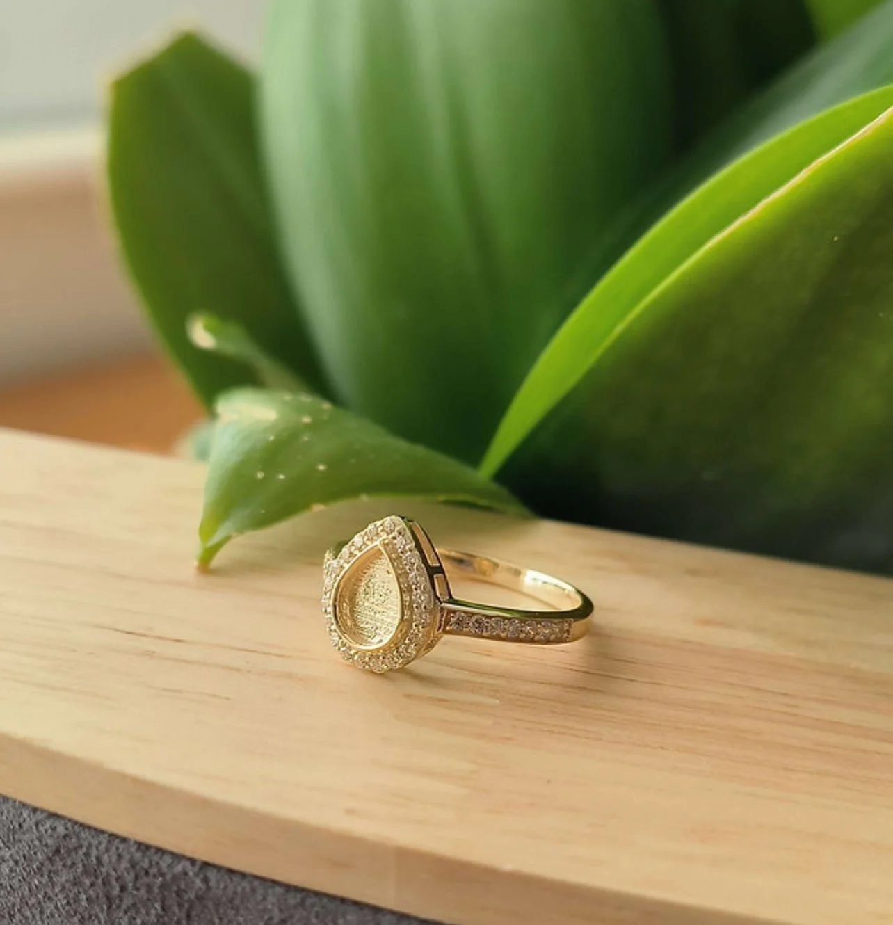 The Aurelia Ring - Sized Gold