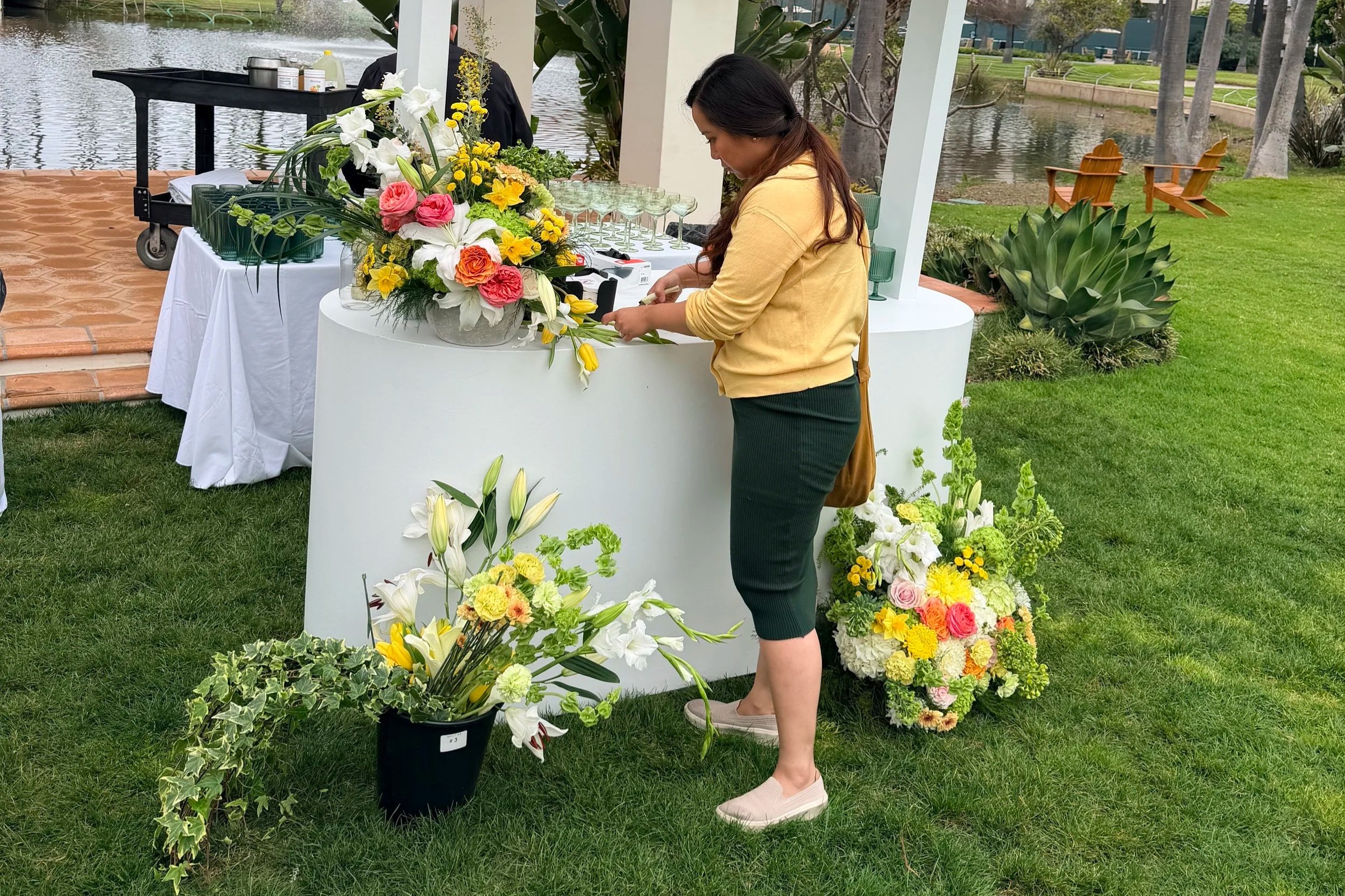 Garden-style wedding flowers designed by Sage & Autumn, a San Diego wedding florist serving Temecula and Southern California.