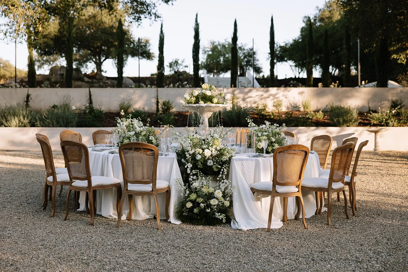 Garden-style wedding flowers designed by Sage & Autumn, a San Diego wedding florist serving Temecula and Southern California.
