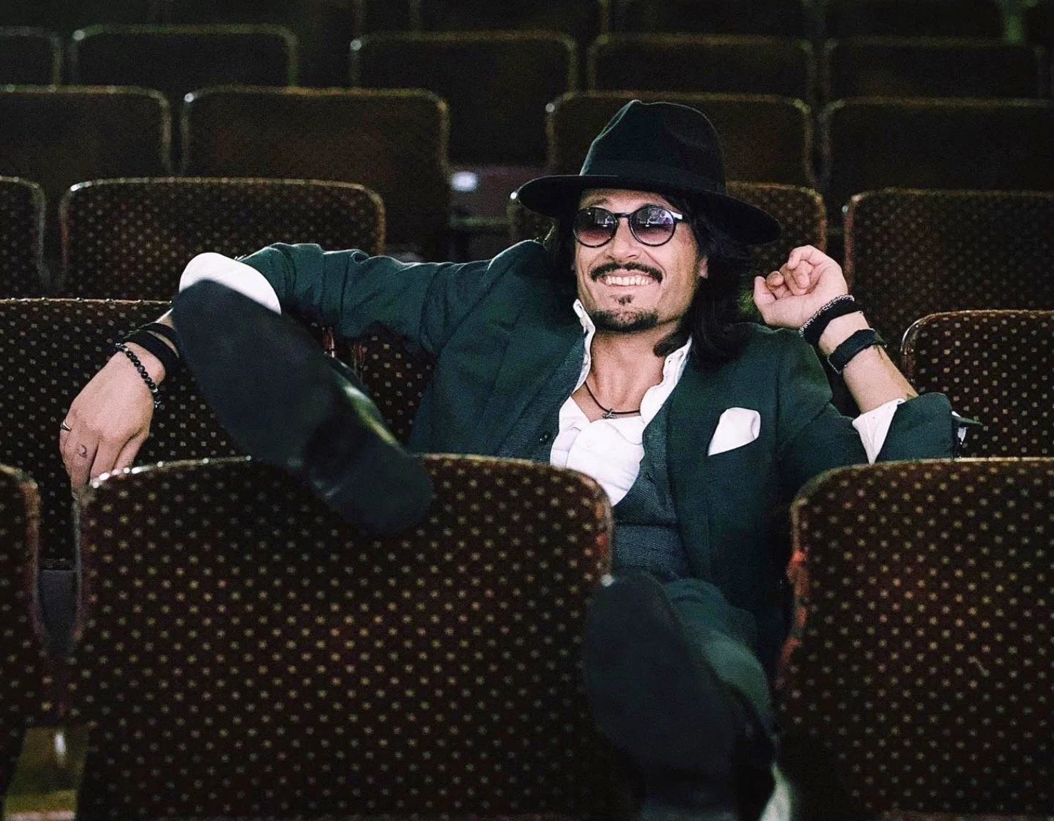 Shot and directed by Nora Tunsli