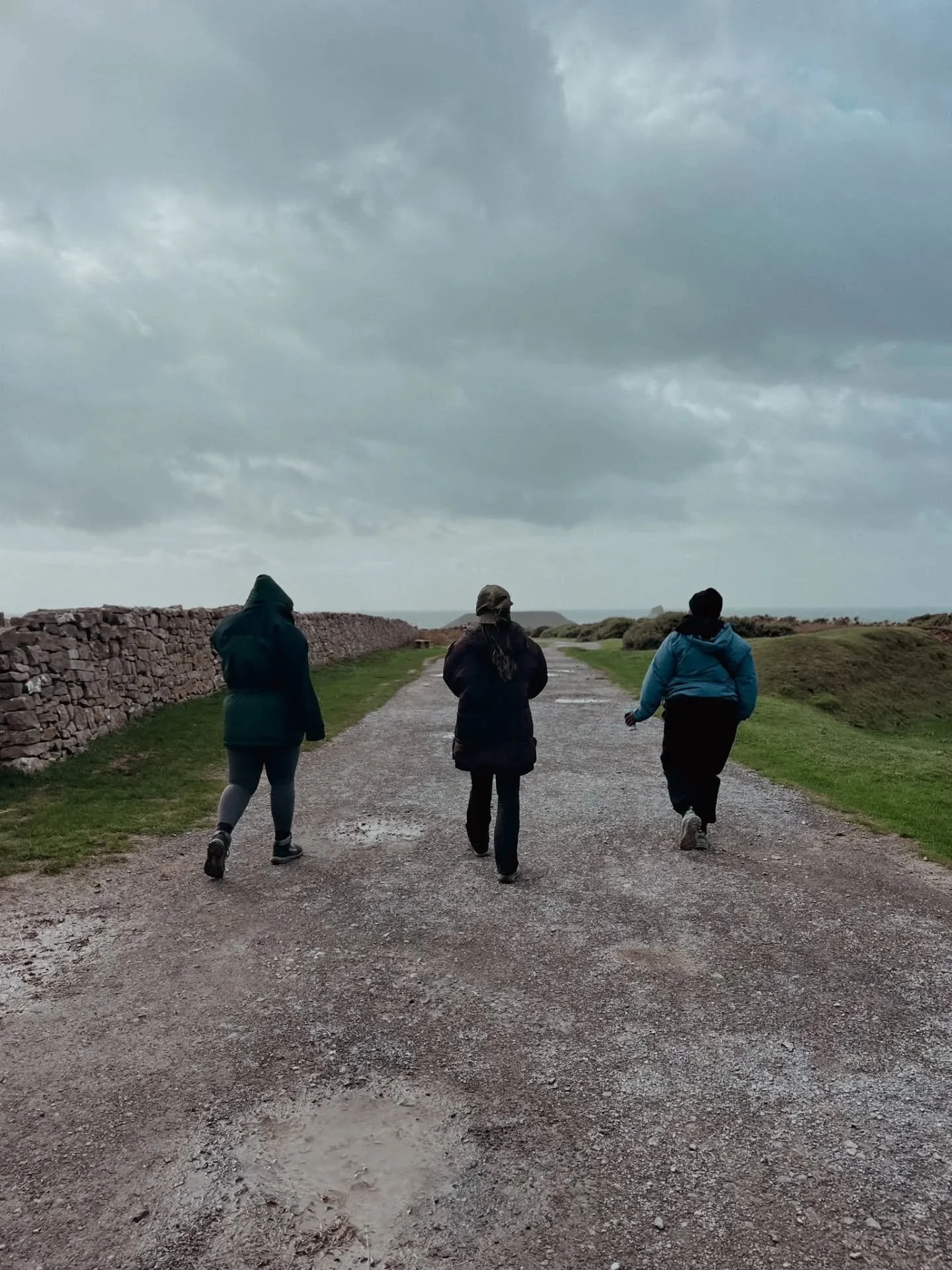 We take the lessons of 2025 &amp; step into 2026 with purpose, intention, and joy.

Fully aligned, Fully ready✨️

The vision is clear &amp; we're leading with community healing, nature connection &amp; outdoor adventures all 2026🧠🌱

🔗Register Your